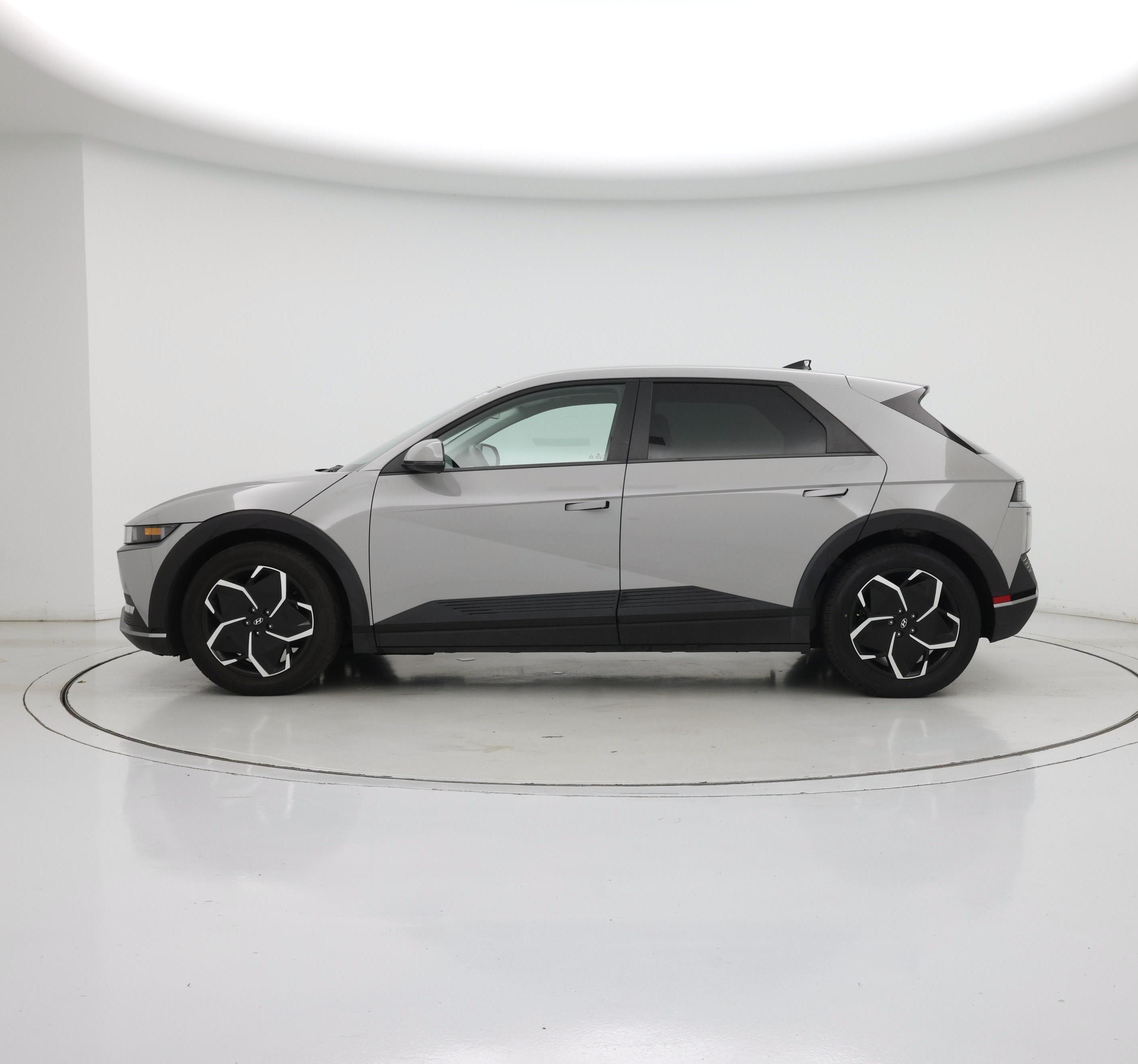 Thumbnail: 2024 Hyundai Ioniq 5 - 3