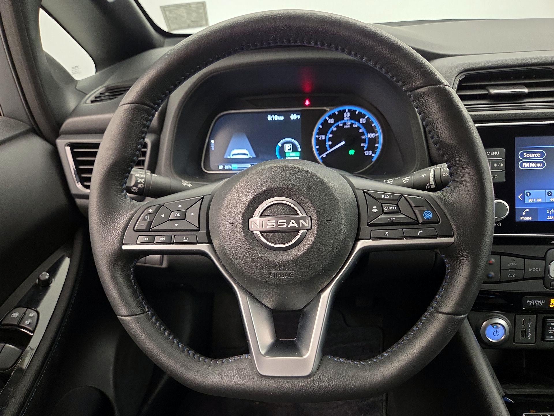Thumbnail: 2023 Nissan Leaf - 10