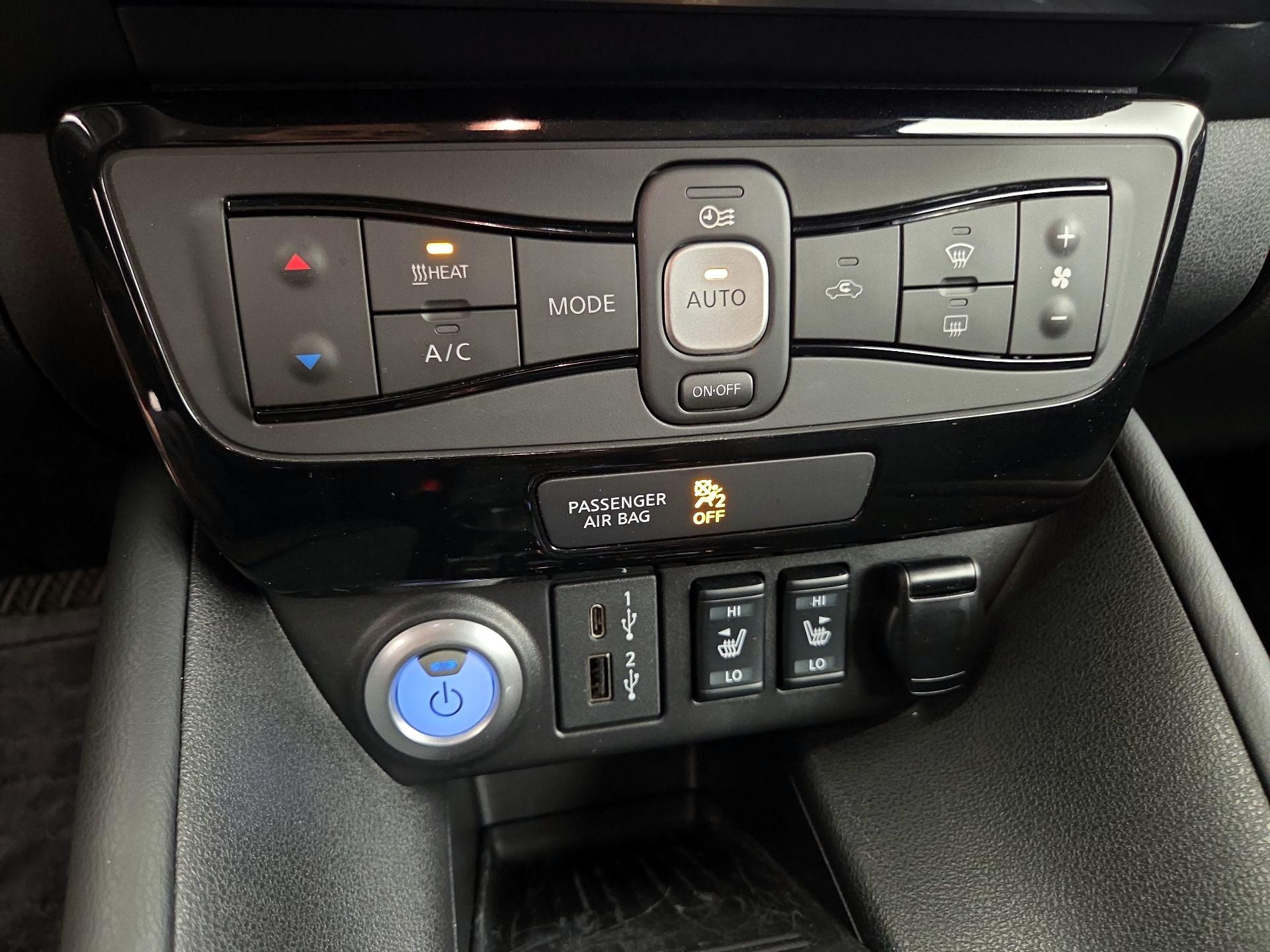 Thumbnail: 2023 Nissan Leaf - 16