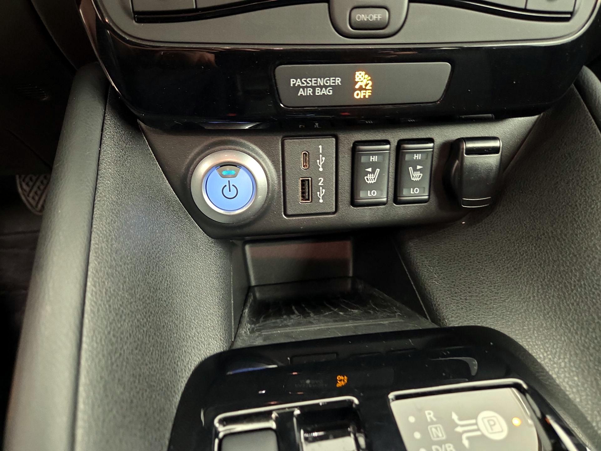 Thumbnail: 2023 Nissan Leaf - 18