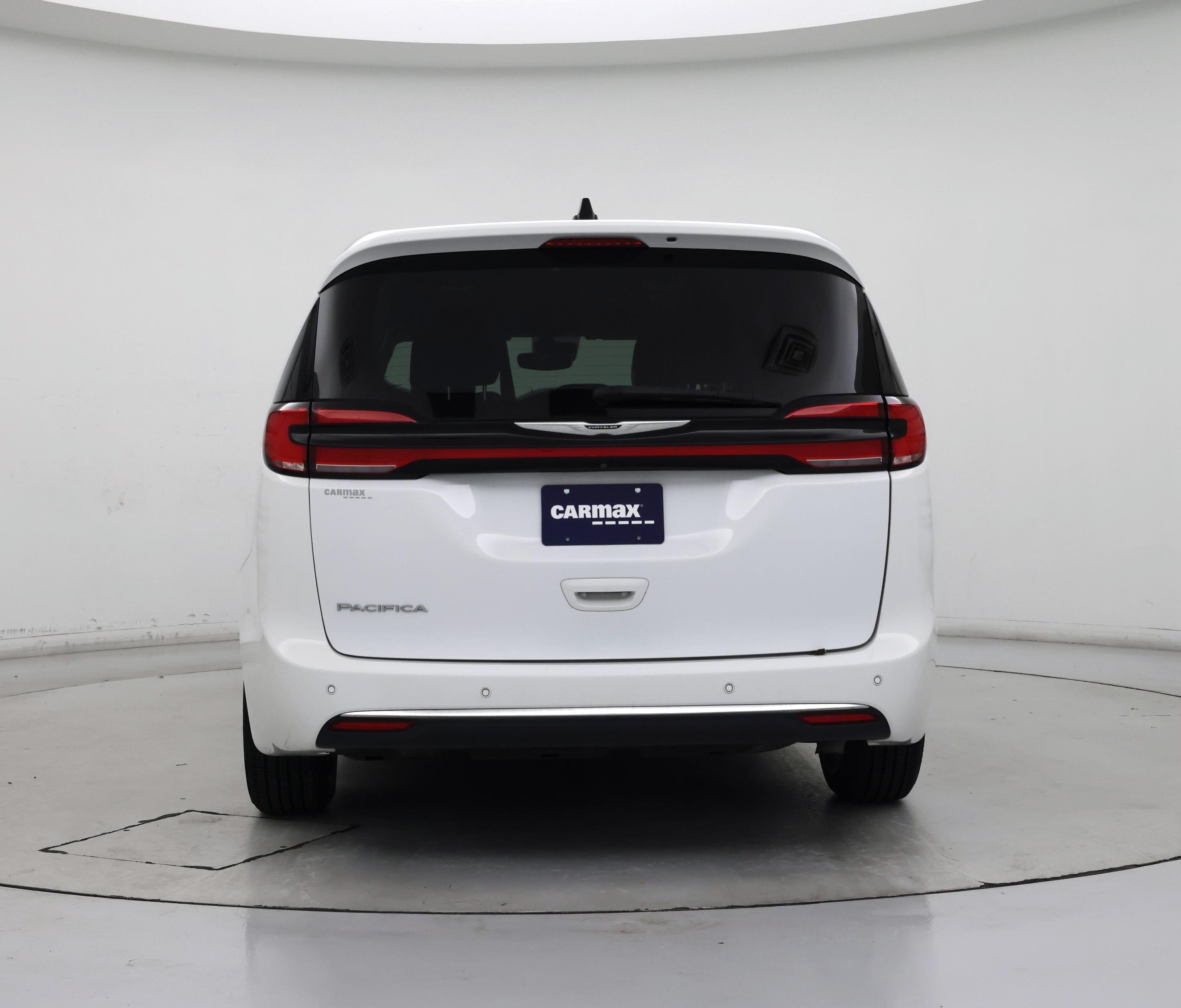 Thumbnail: 2024 Chrysler Pacifica - 6