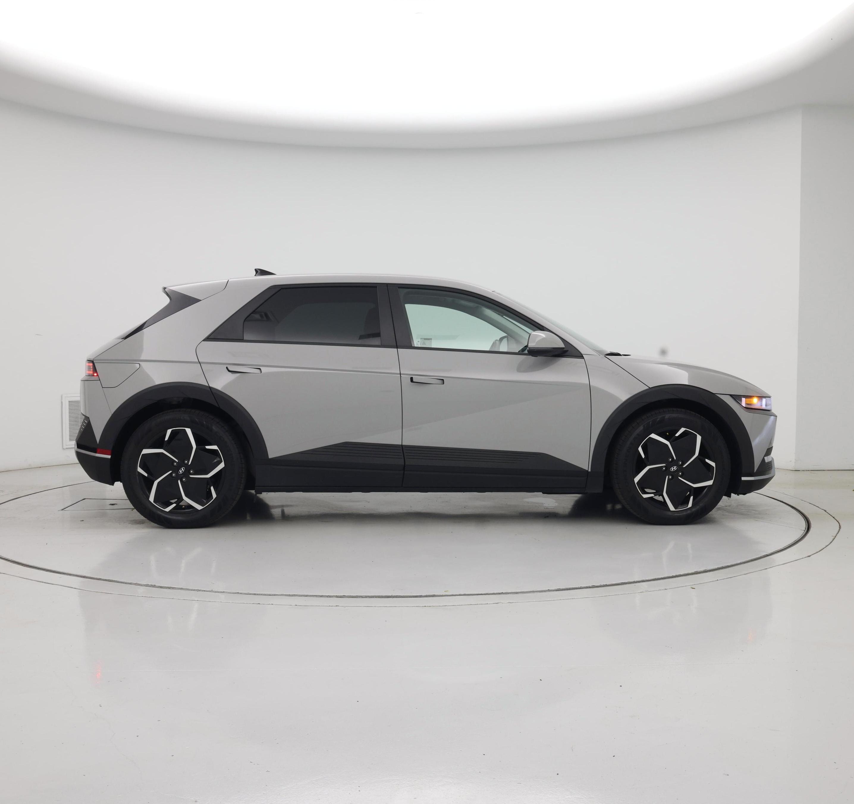 Thumbnail: 2024 Hyundai Ioniq 5 - 7