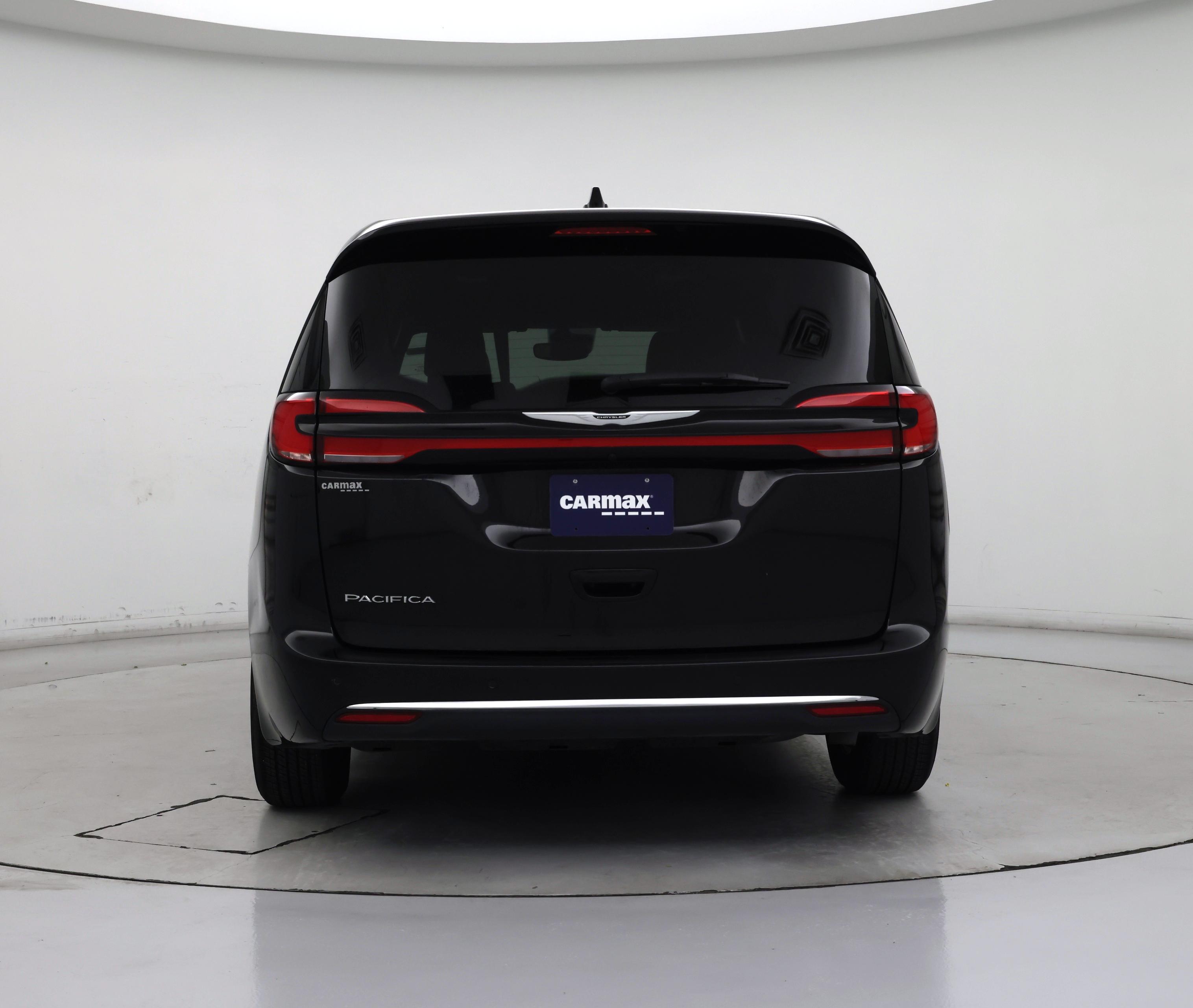 Thumbnail: 2025 Chrysler Pacifica - 6