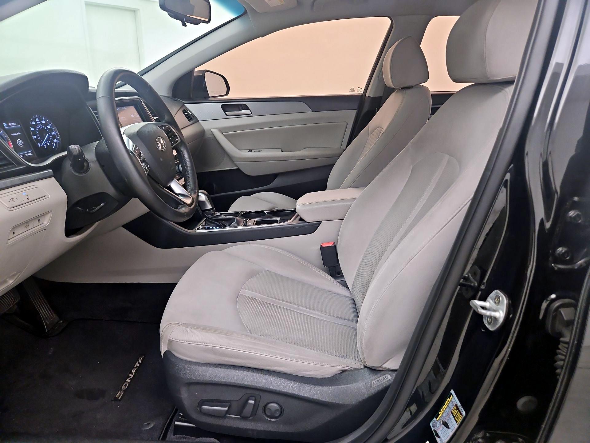 Thumbnail: 2019 Hyundai Sonata - 11
