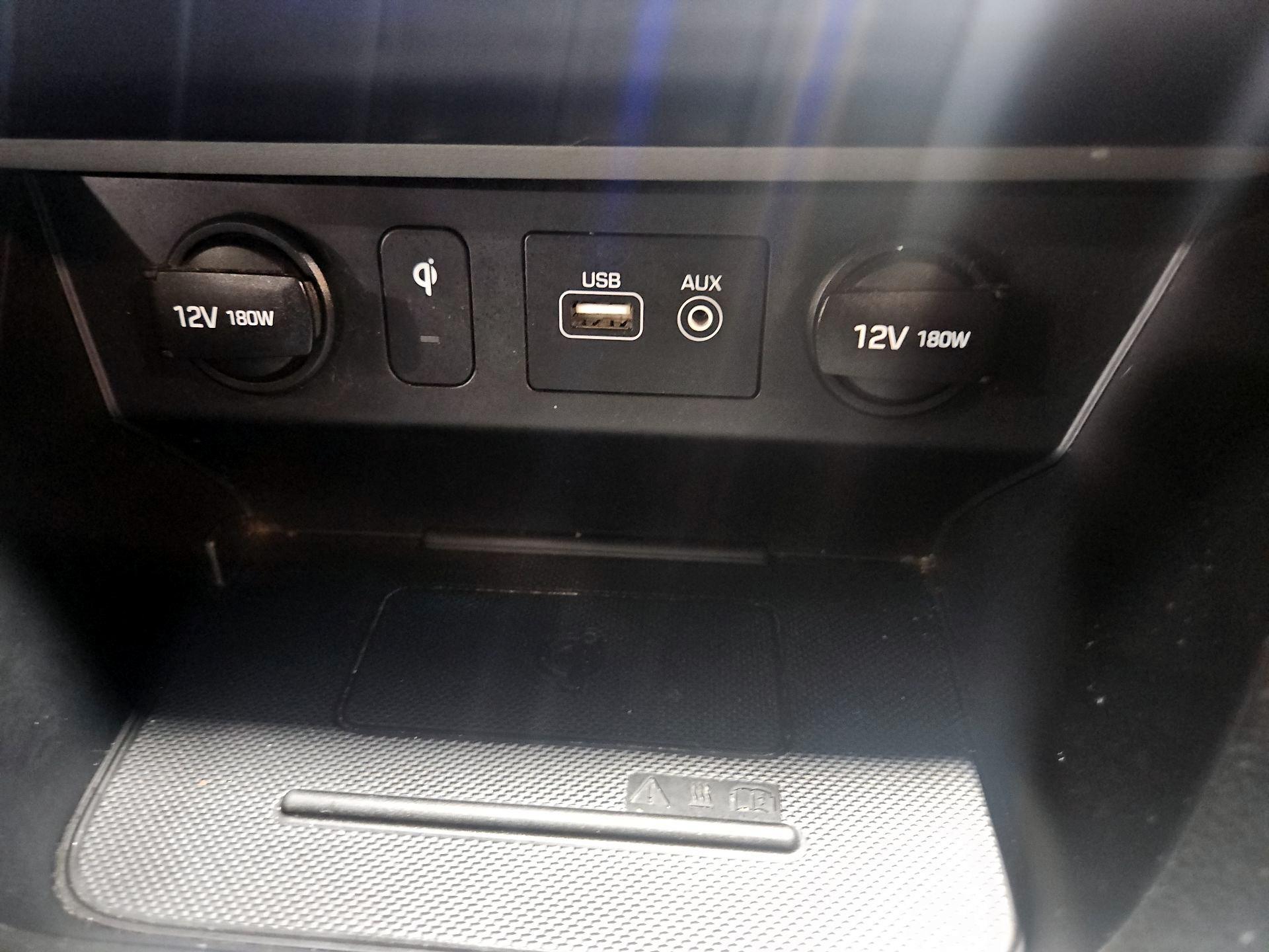 Thumbnail: 2019 Hyundai Sonata - 18