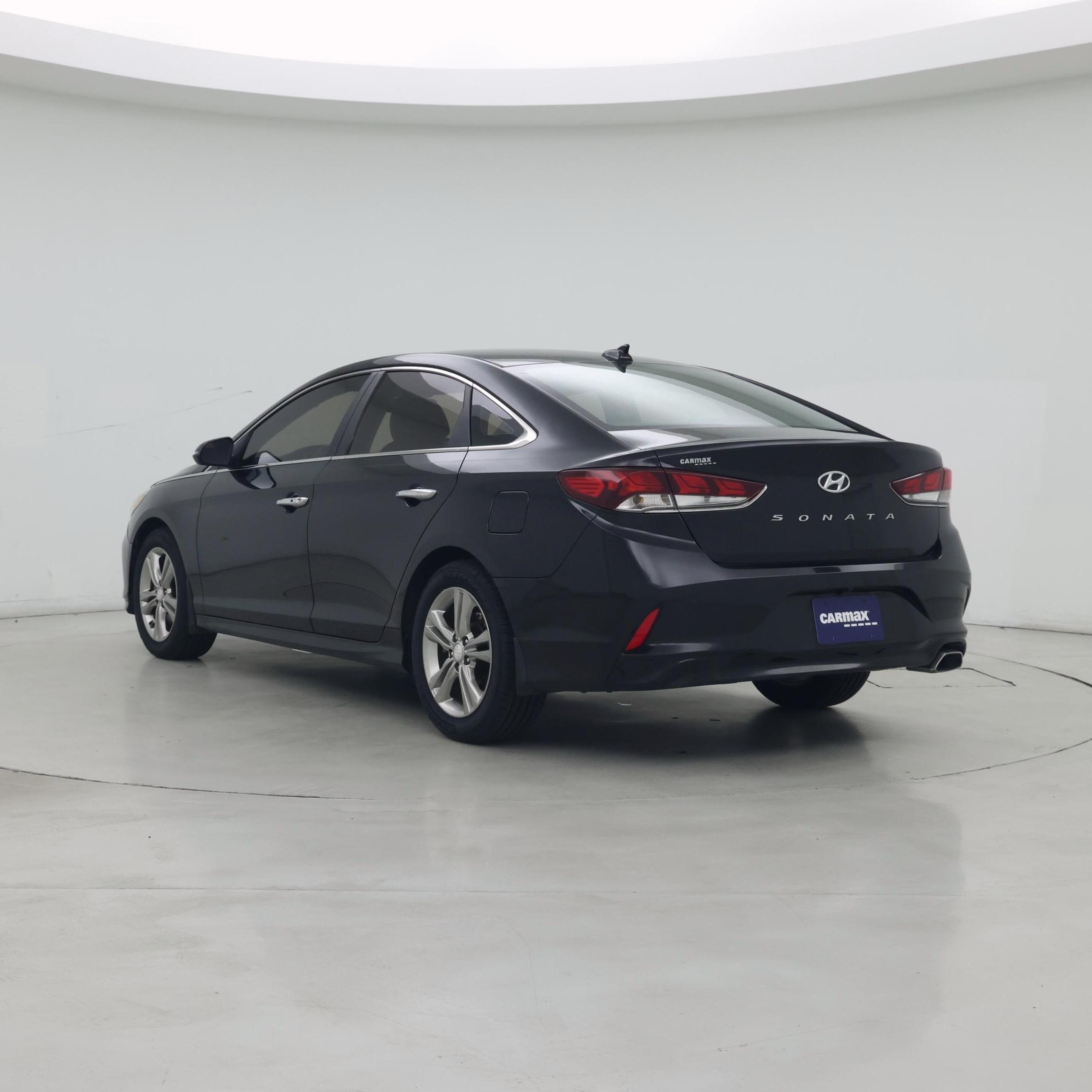 Thumbnail: 2019 Hyundai Sonata - 2