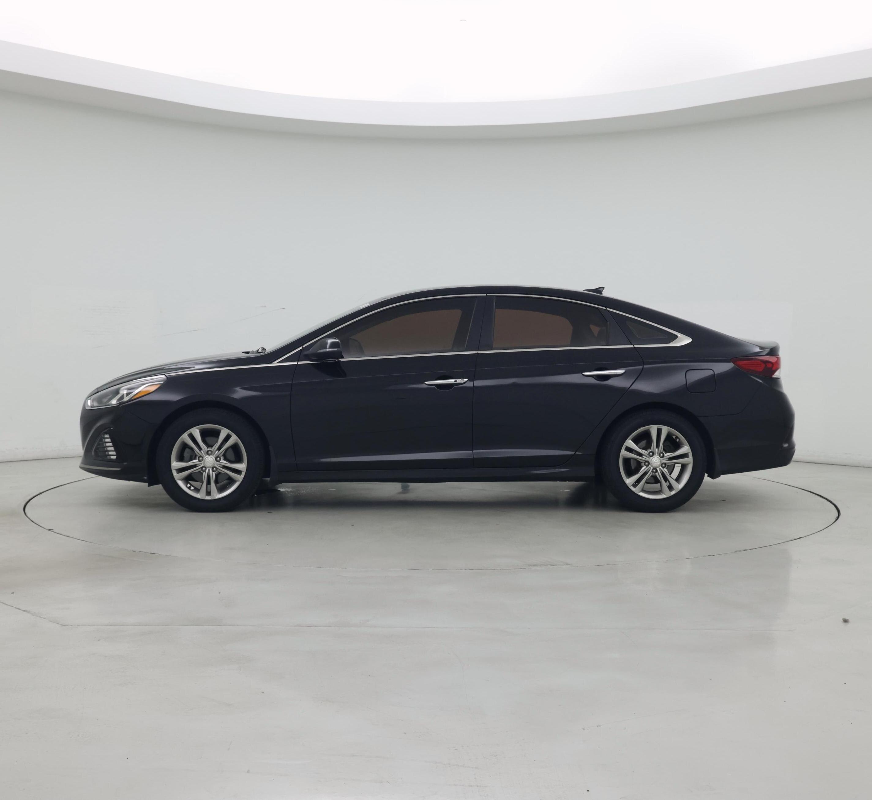 Thumbnail: 2019 Hyundai Sonata - 3