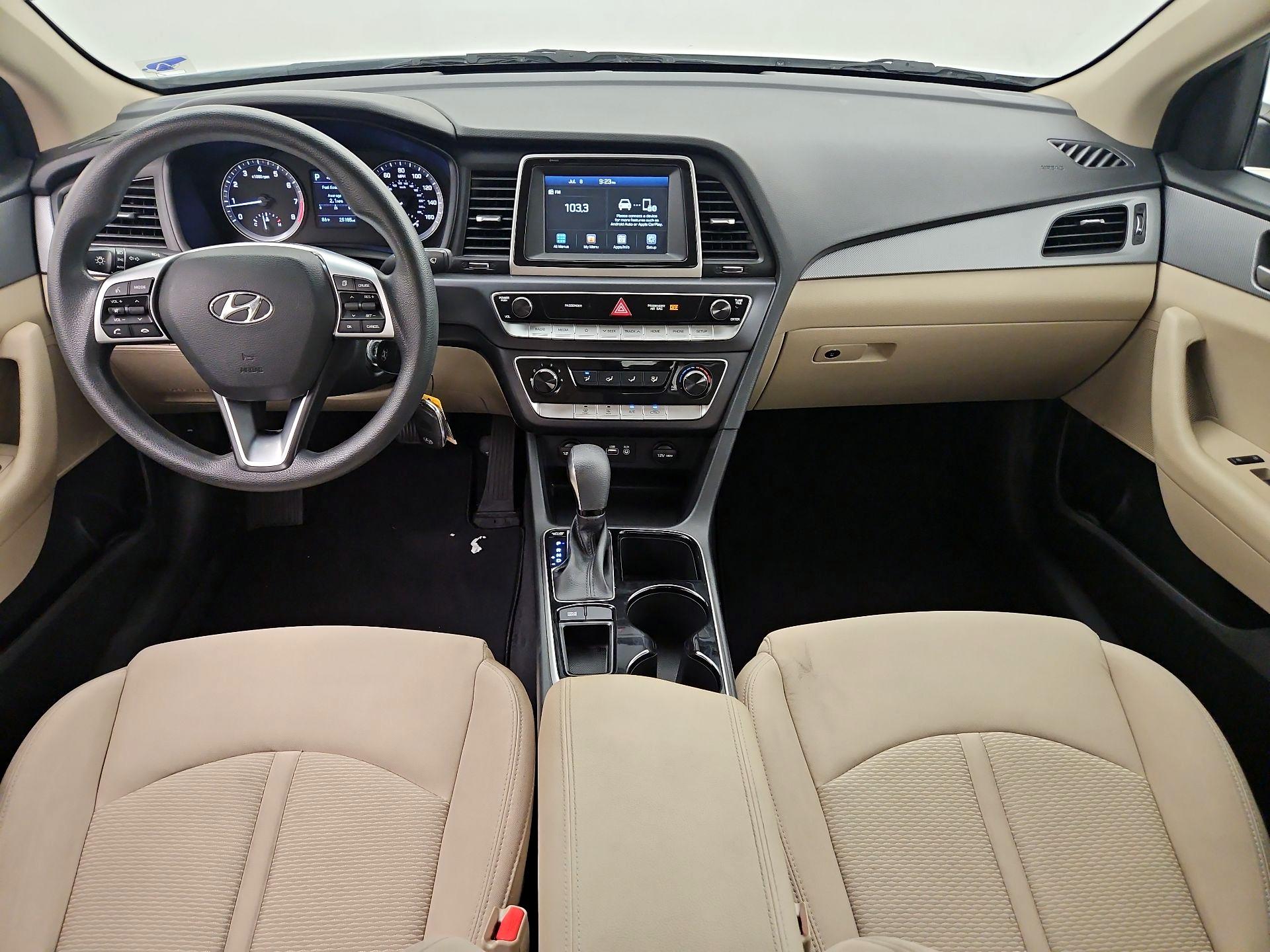 Thumbnail: 2019 Hyundai Sonata - 9
