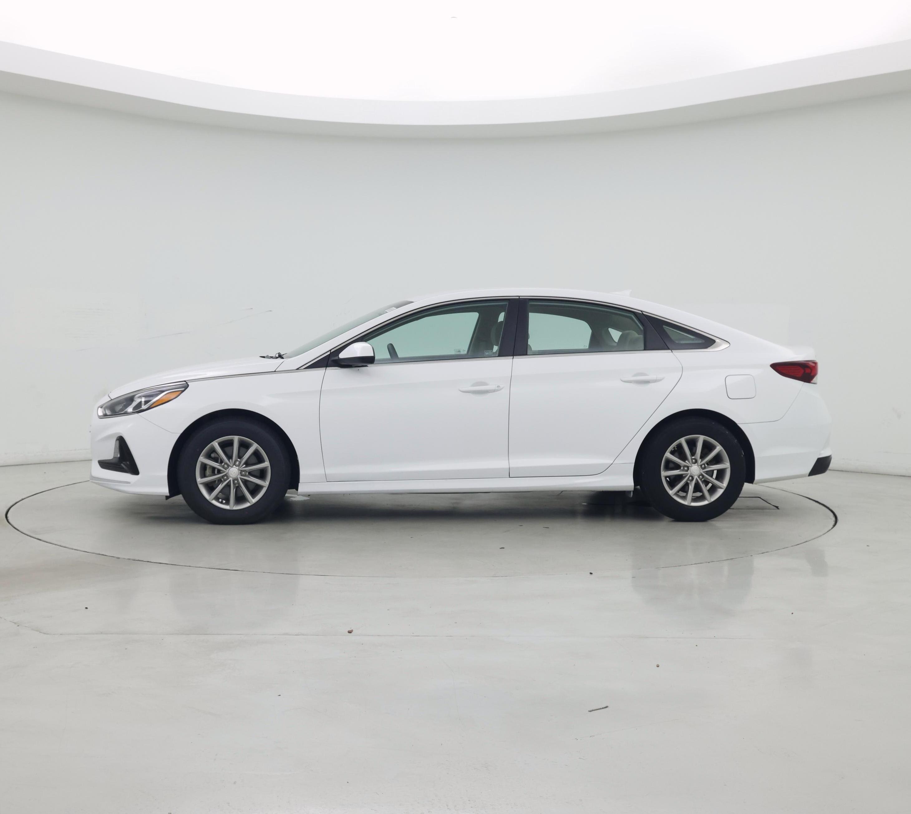 Thumbnail: 2019 Hyundai Sonata - 3