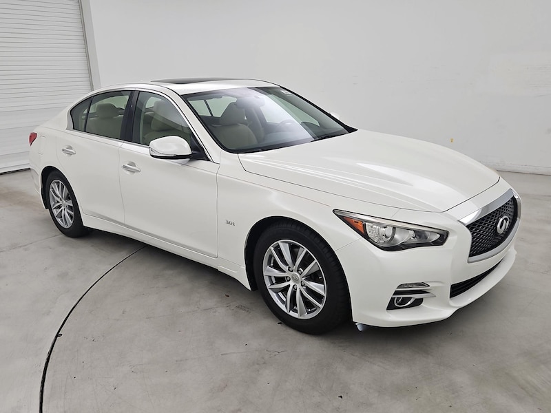 2017 Infiniti Q50 Premium