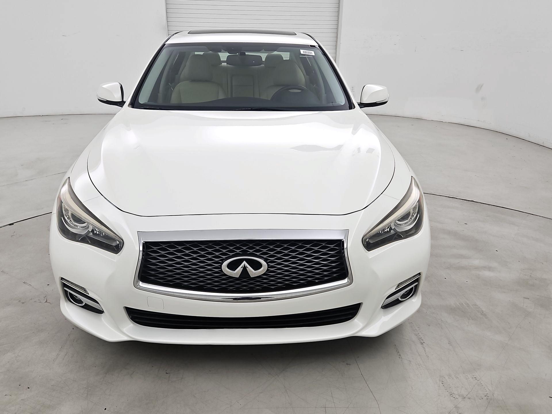 Thumbnail: 2017 INFINITI Q50 - 2