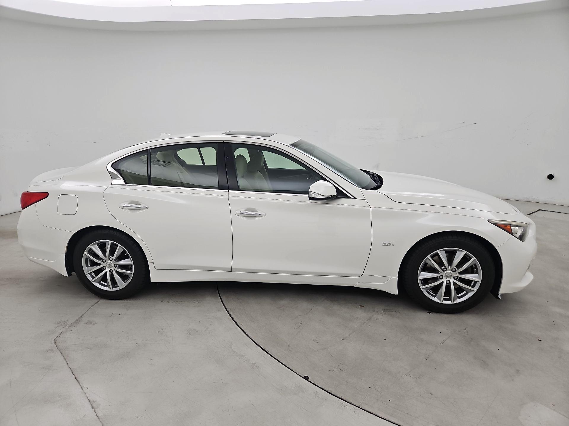 Thumbnail: 2017 INFINITI Q50 - 4