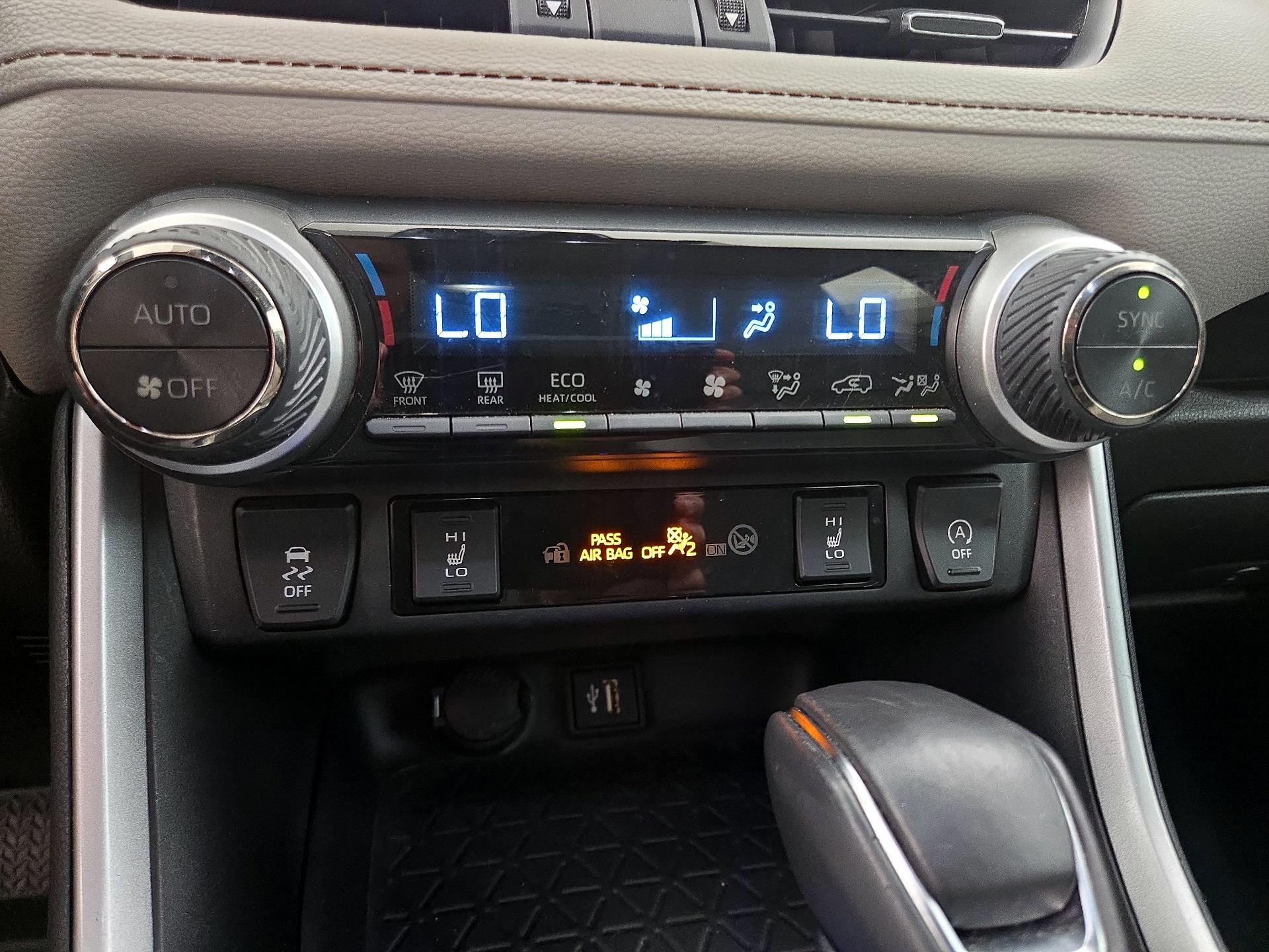 Thumbnail: 2023 Toyota RAV4 - 16