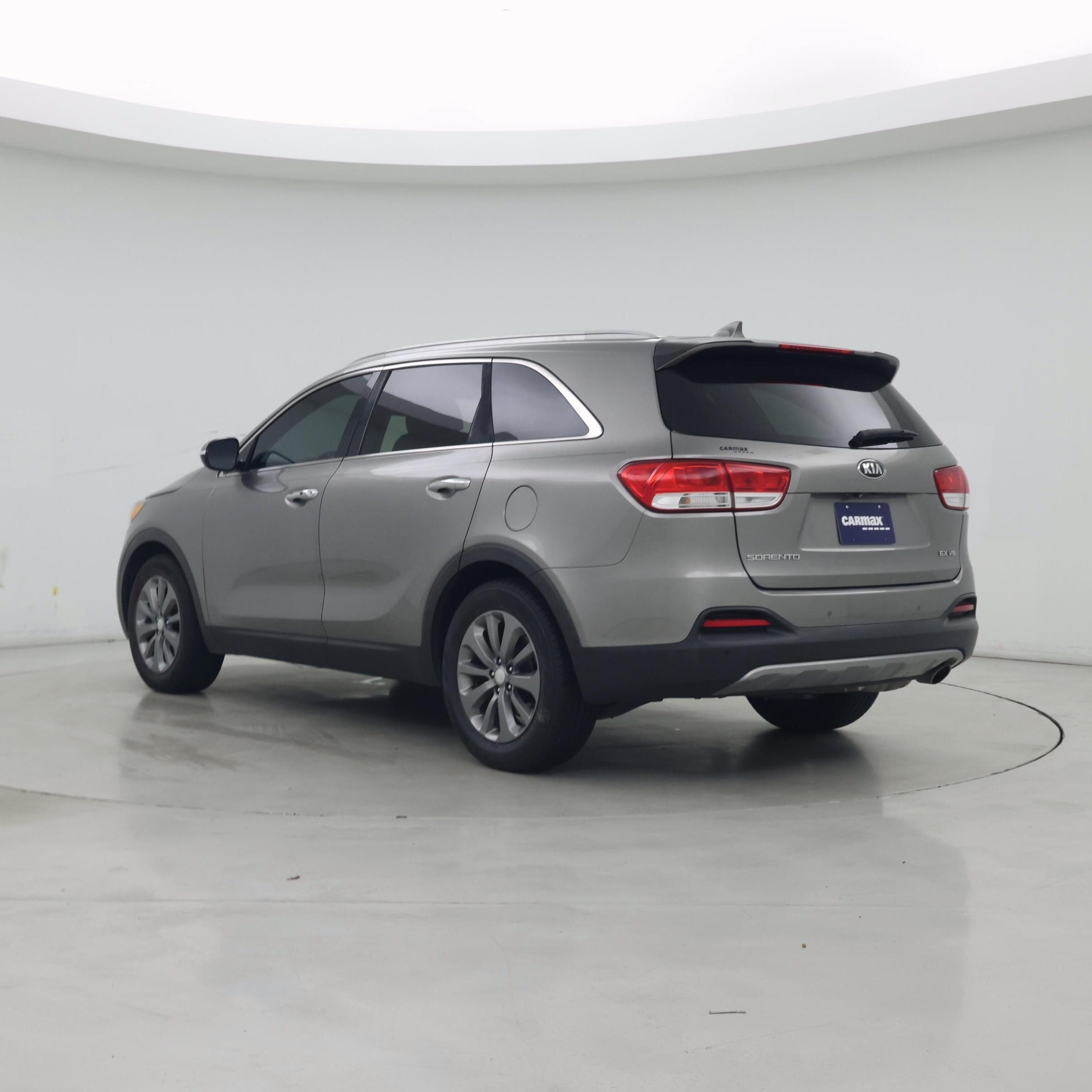 Thumbnail: 2018 Kia Sorento - 2