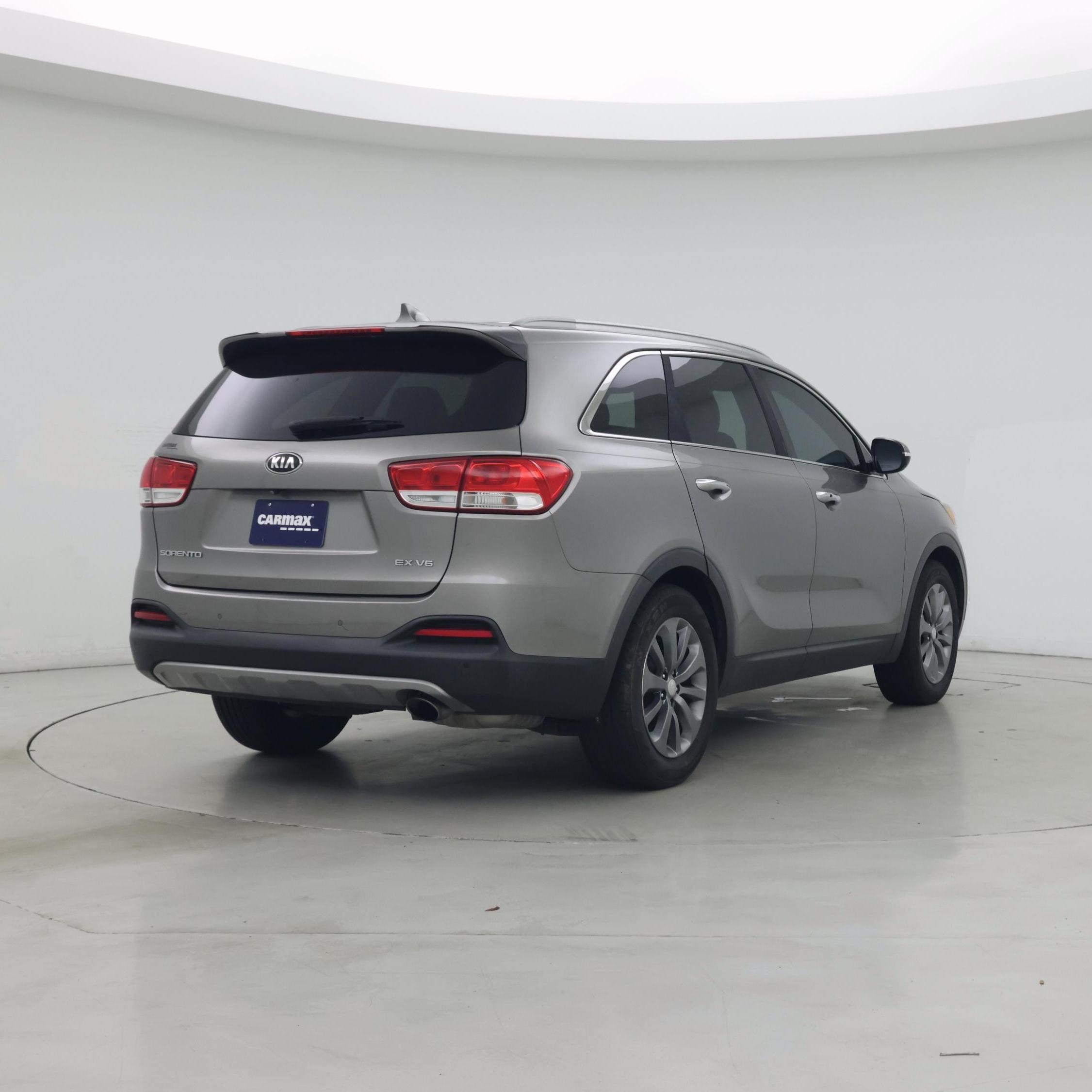 Thumbnail: 2018 Kia Sorento - 8