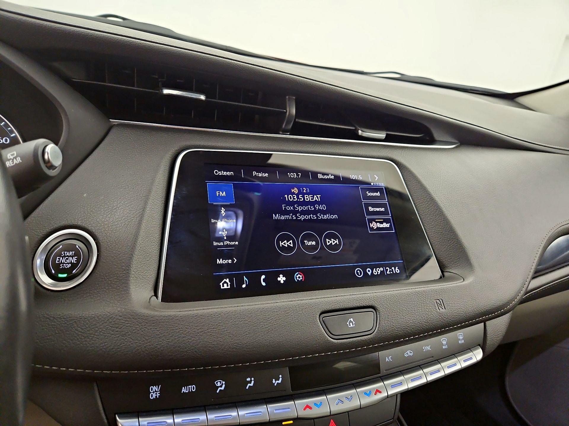 Thumbnail: 2020 Cadillac XT4 - 13