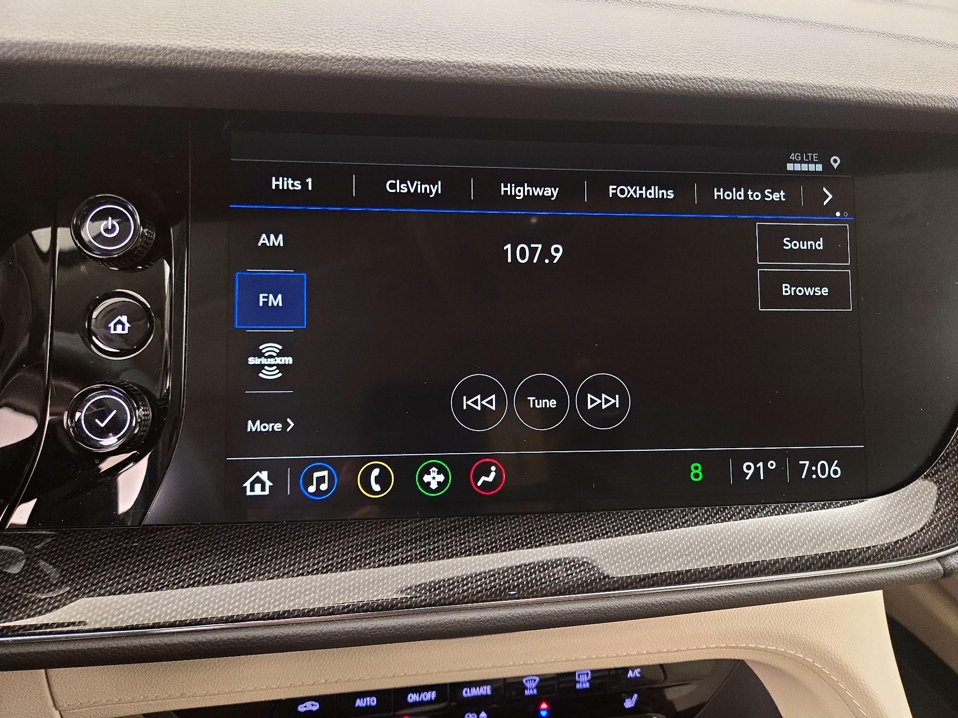 Thumbnail: 2023 Buick Envision - 15