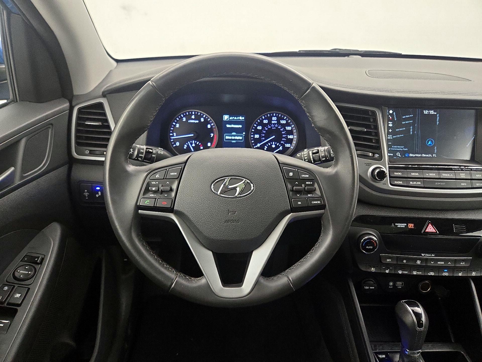 Thumbnail: 2017 Hyundai Tucson - 10