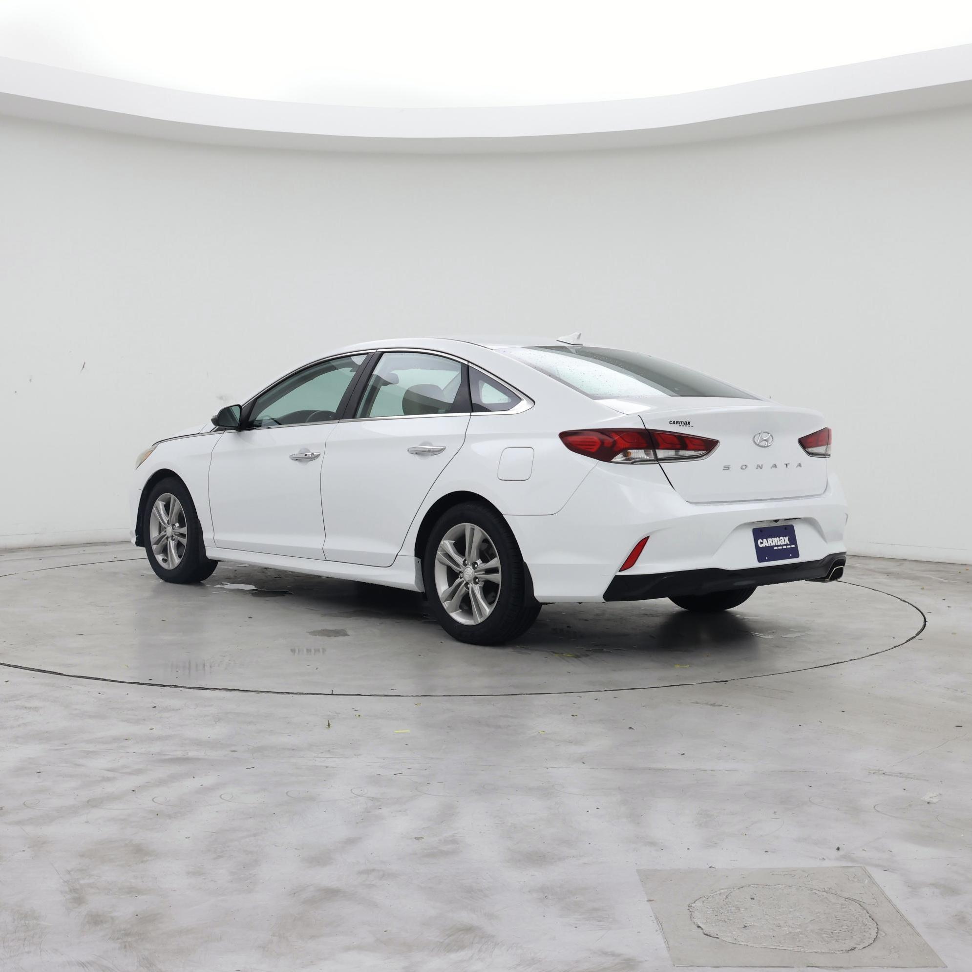 Thumbnail: 2019 Hyundai Sonata - 2