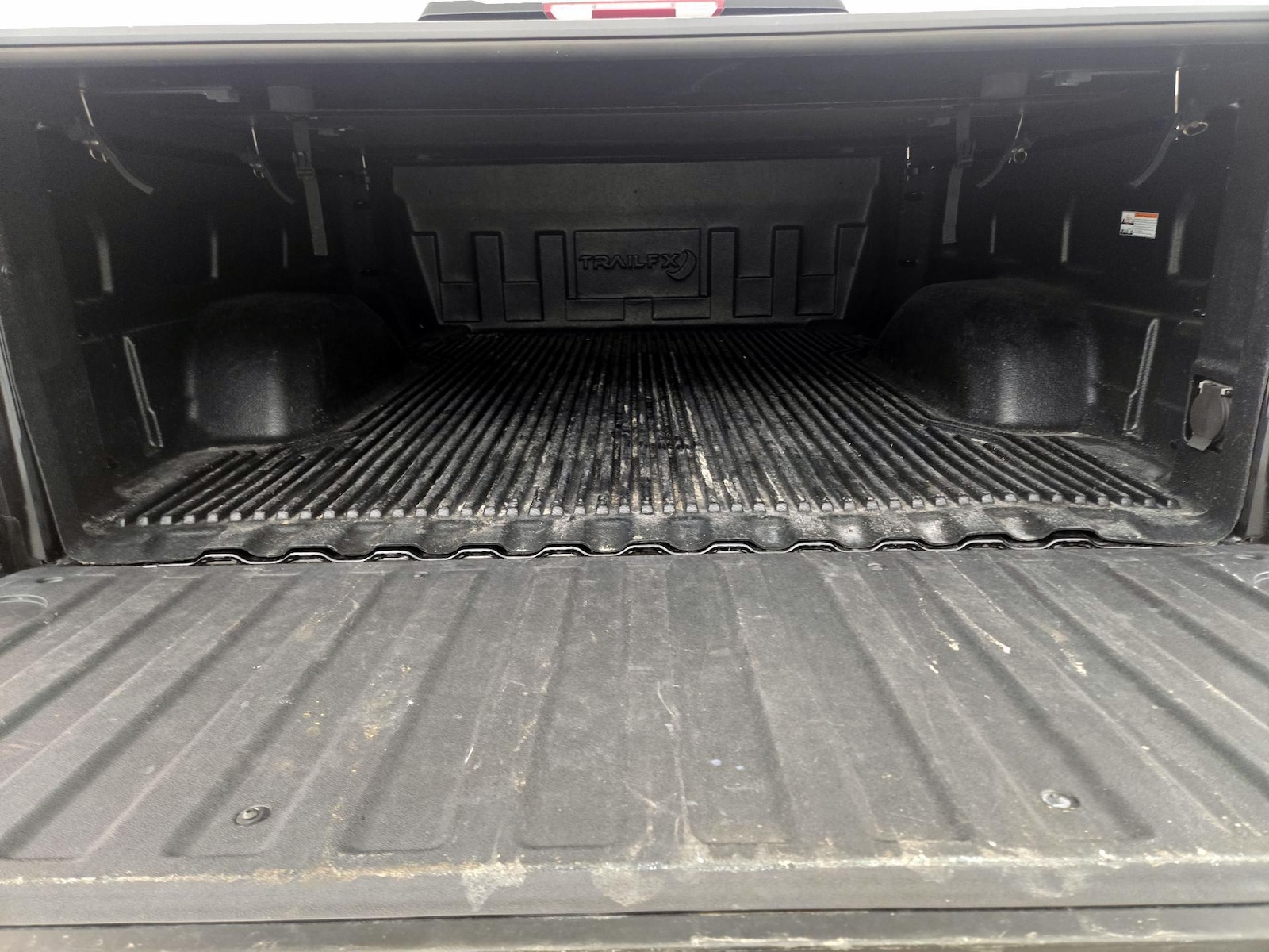 2025 Chevrolet Silverado 1500 LT - Photo 22