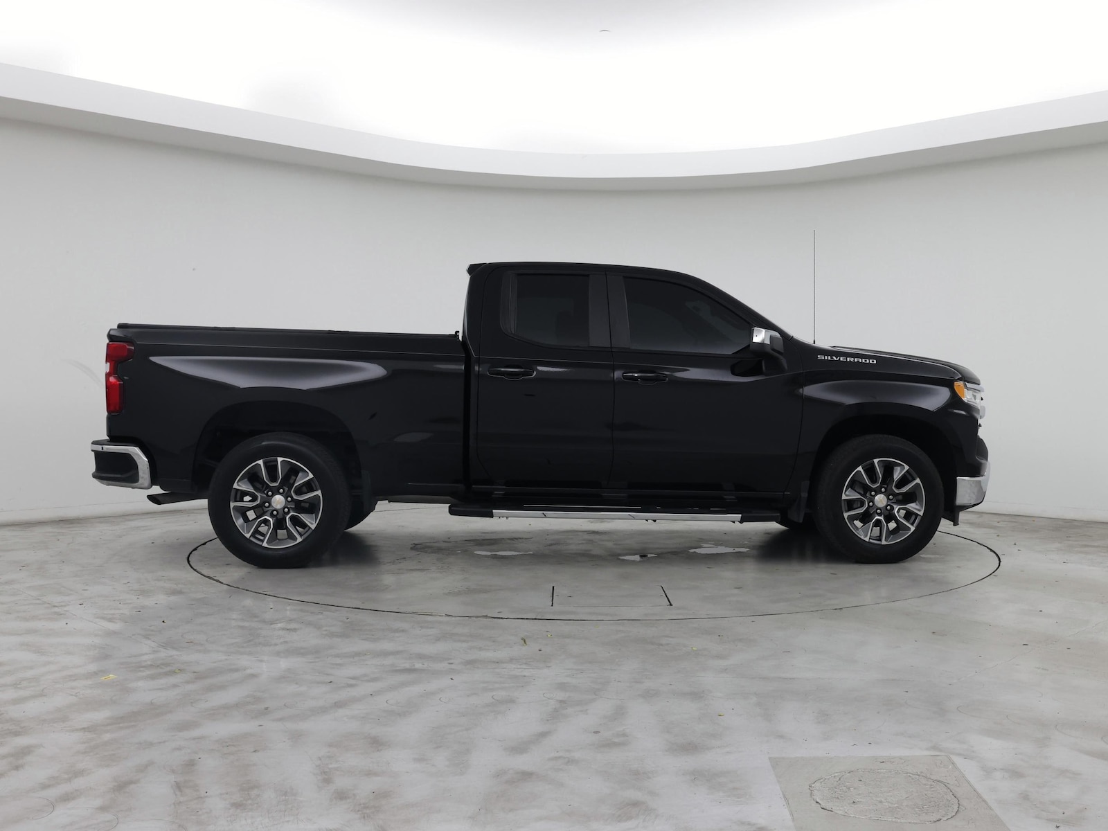 2025 Chevrolet Silverado 1500 LT - Photo 8