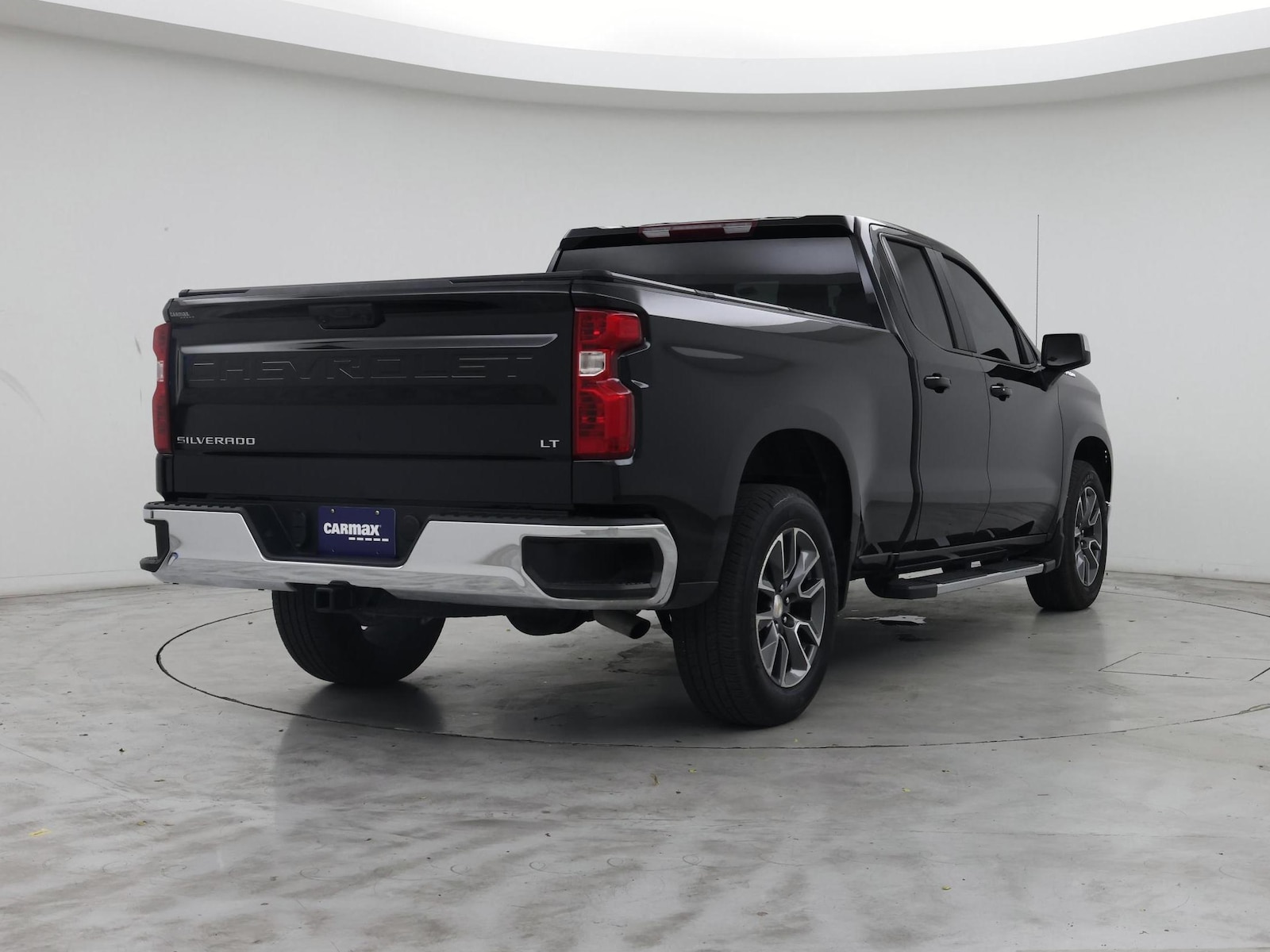 2025 Chevrolet Silverado 1500 LT - Photo 9