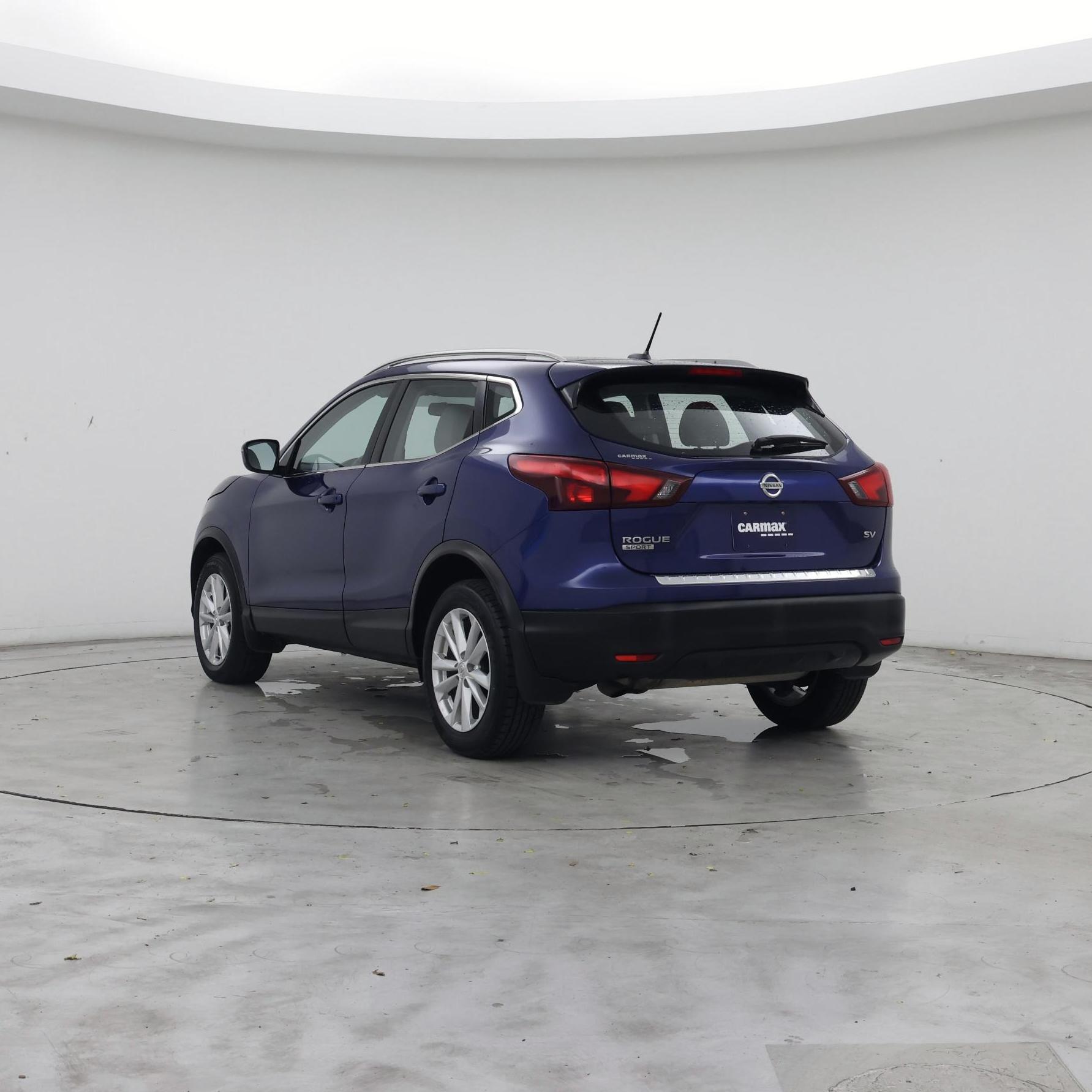 Thumbnail: 2018 Nissan Rogue Sport - 2