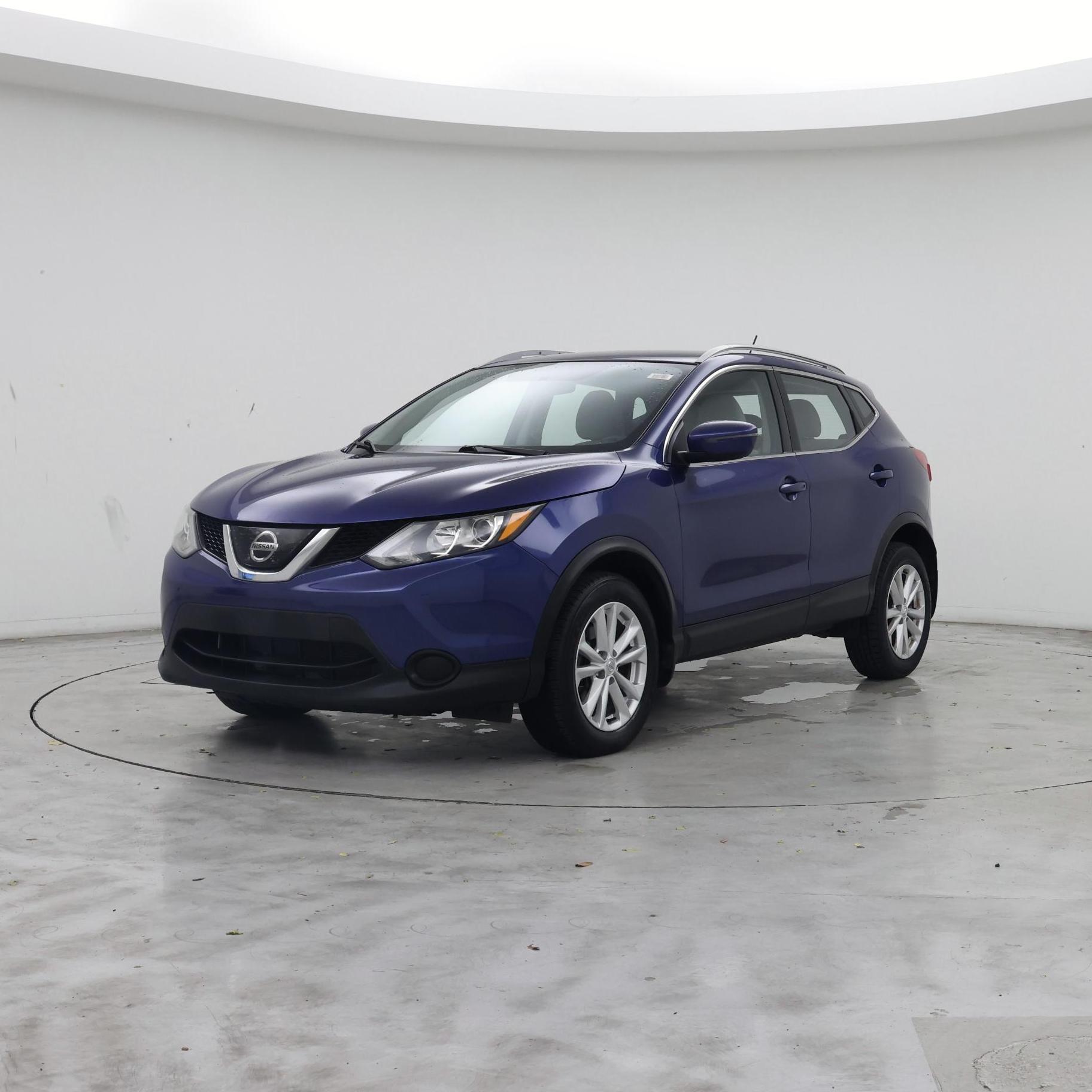 Thumbnail: 2018 Nissan Rogue Sport - 4