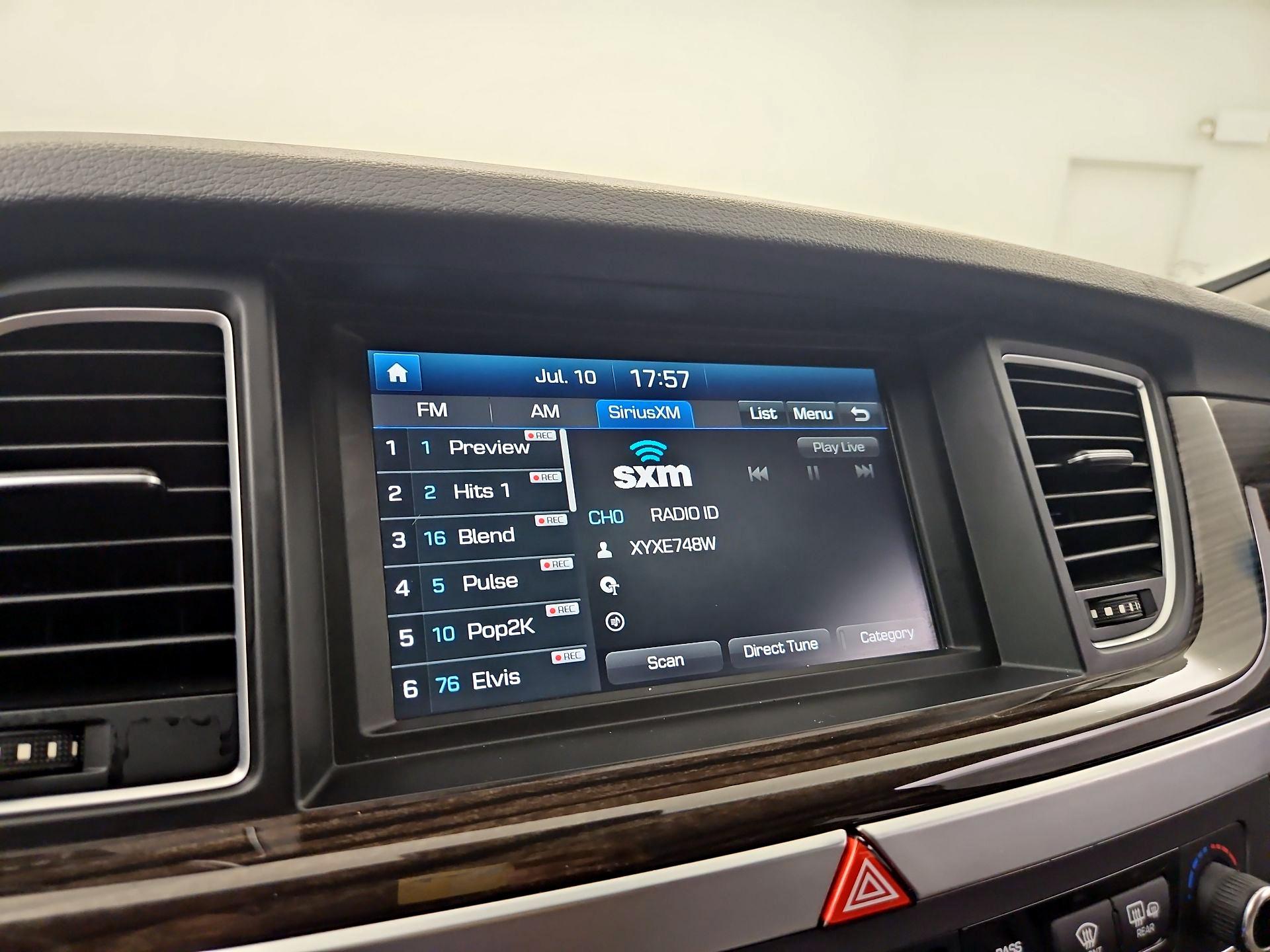 Thumbnail: 2016 Hyundai Genesis - 14