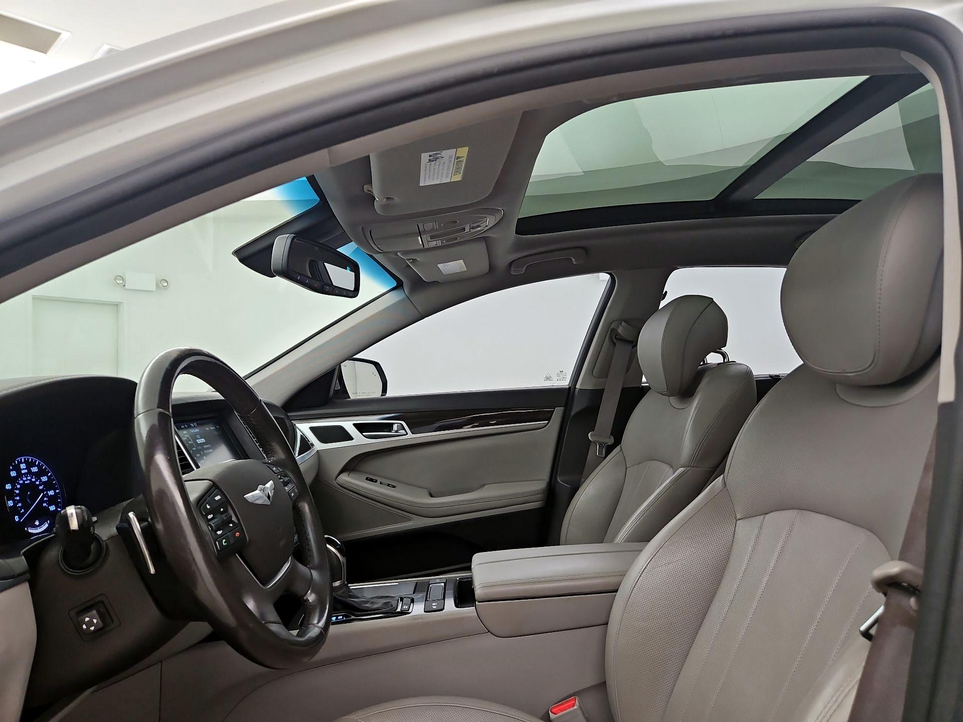 Thumbnail: 2016 Hyundai Genesis - 18