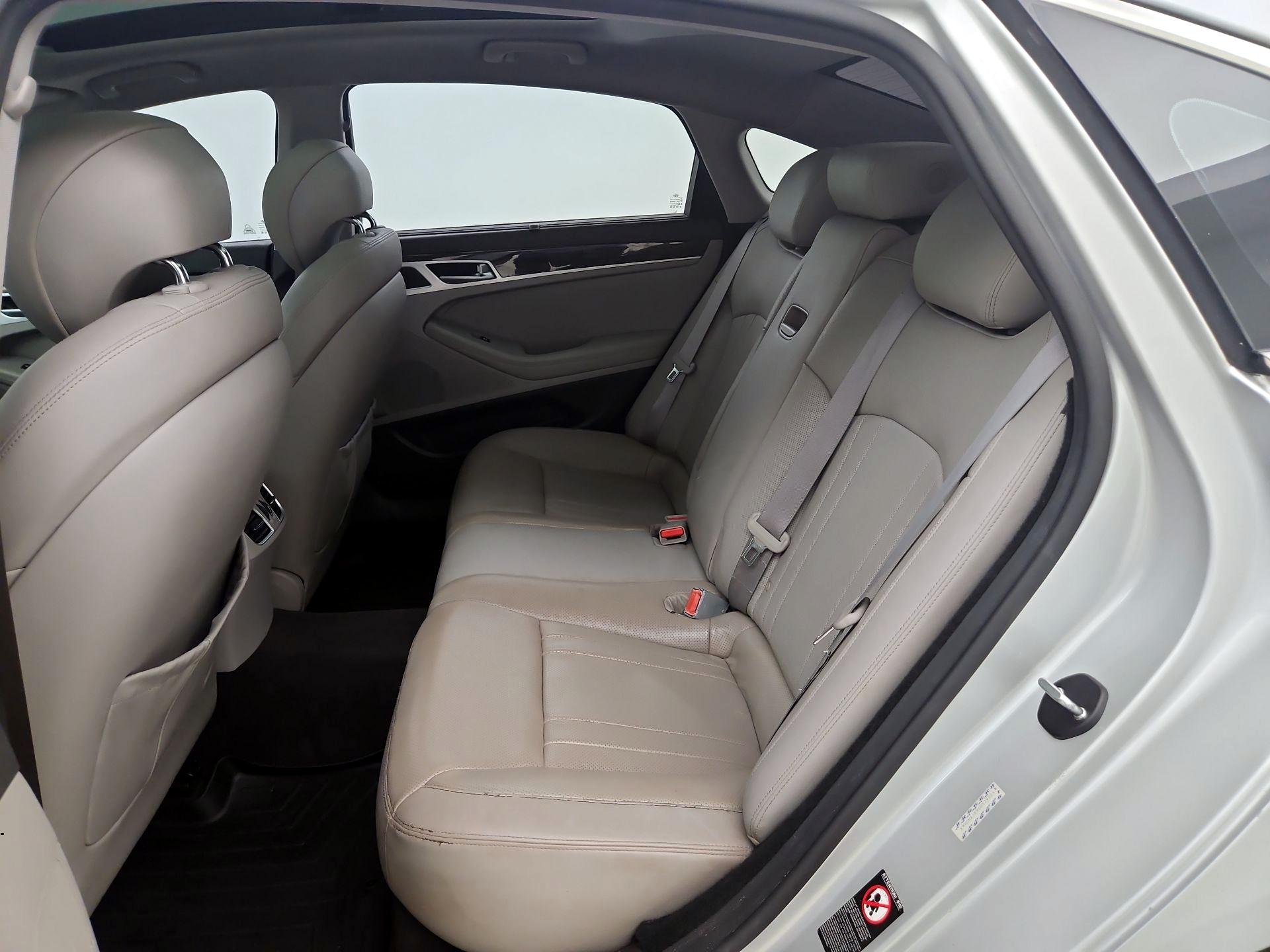Thumbnail: 2016 Hyundai Genesis - 19