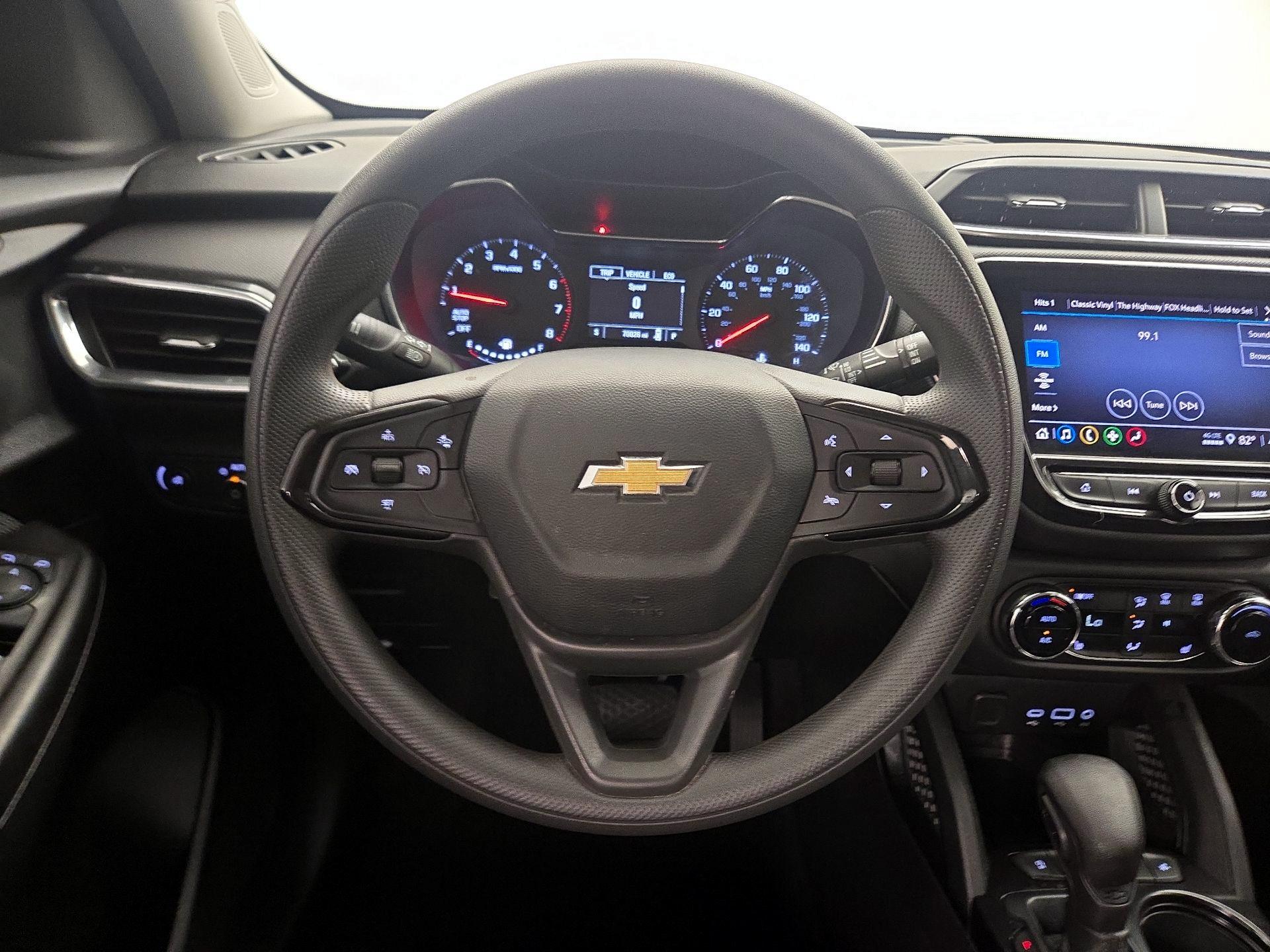 Thumbnail: 2023 Chevrolet TrailBlazer - 10