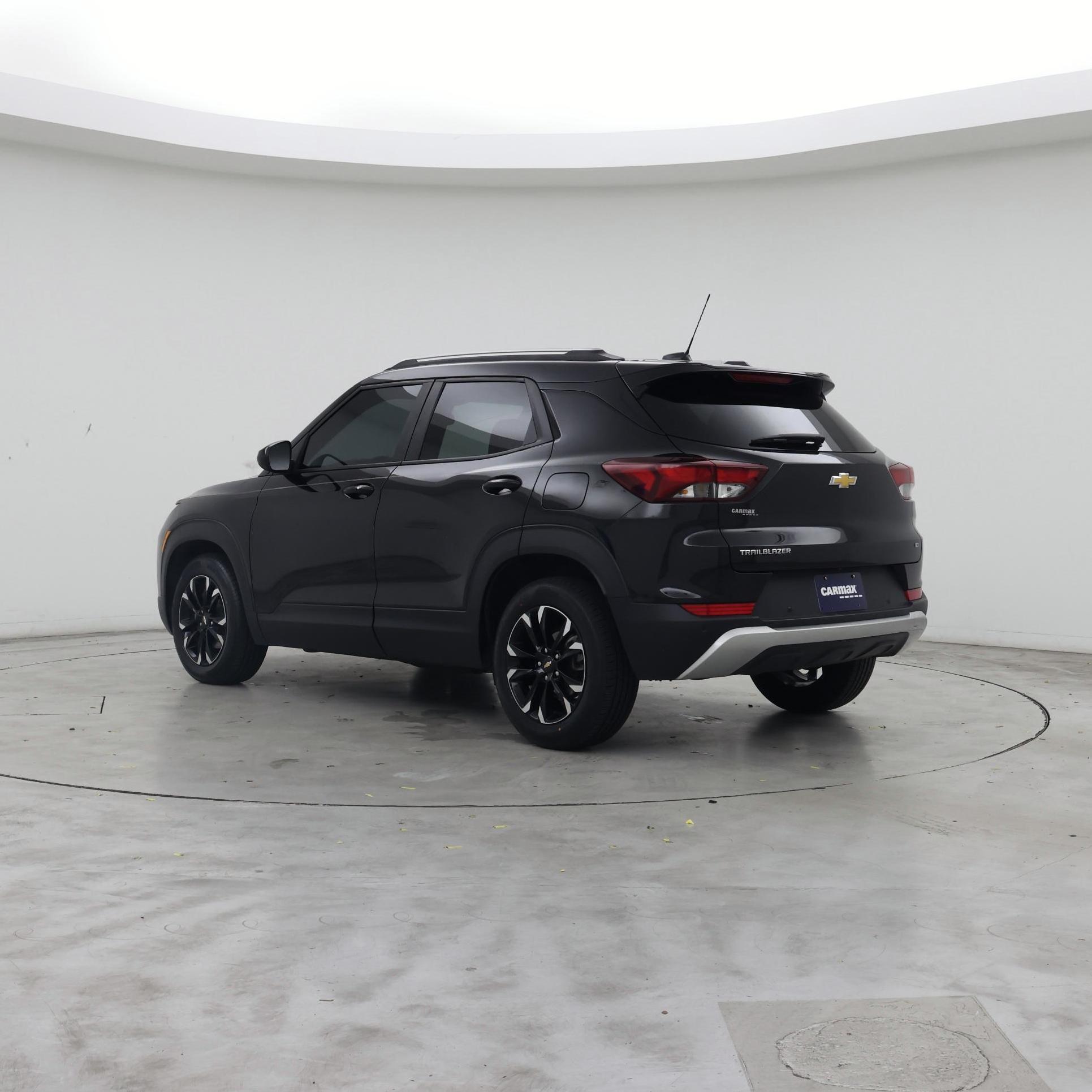 Thumbnail: 2023 Chevrolet TrailBlazer - 2