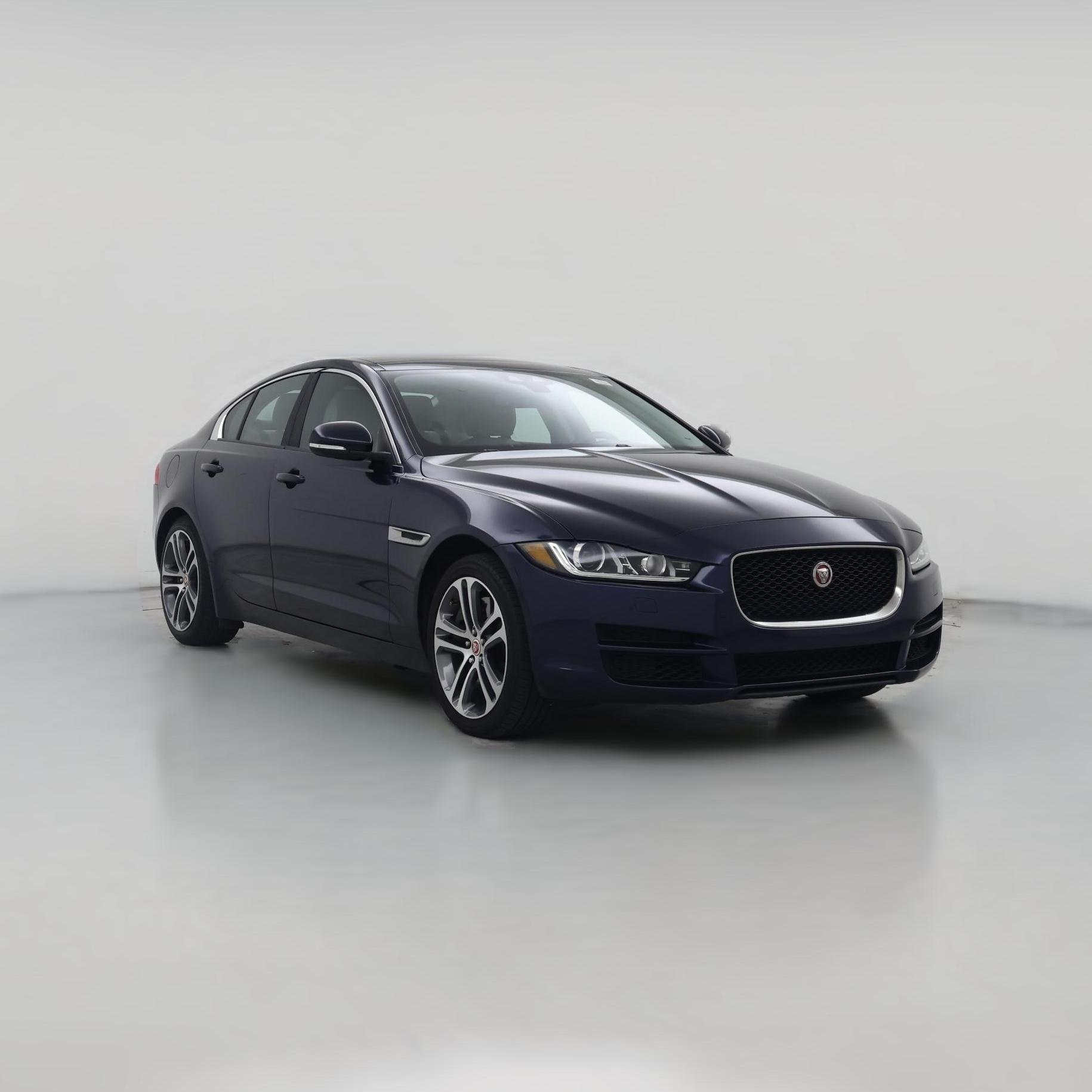 Thumbnail: 2017 Jaguar XE - 1