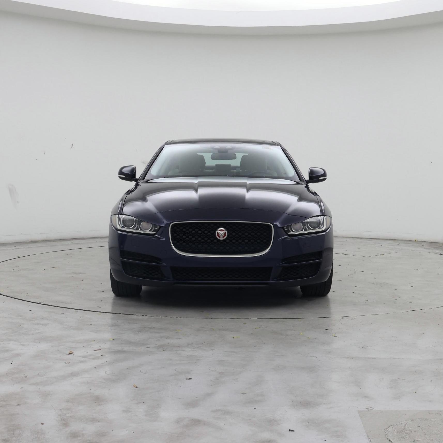 Thumbnail: 2017 Jaguar XE - 5