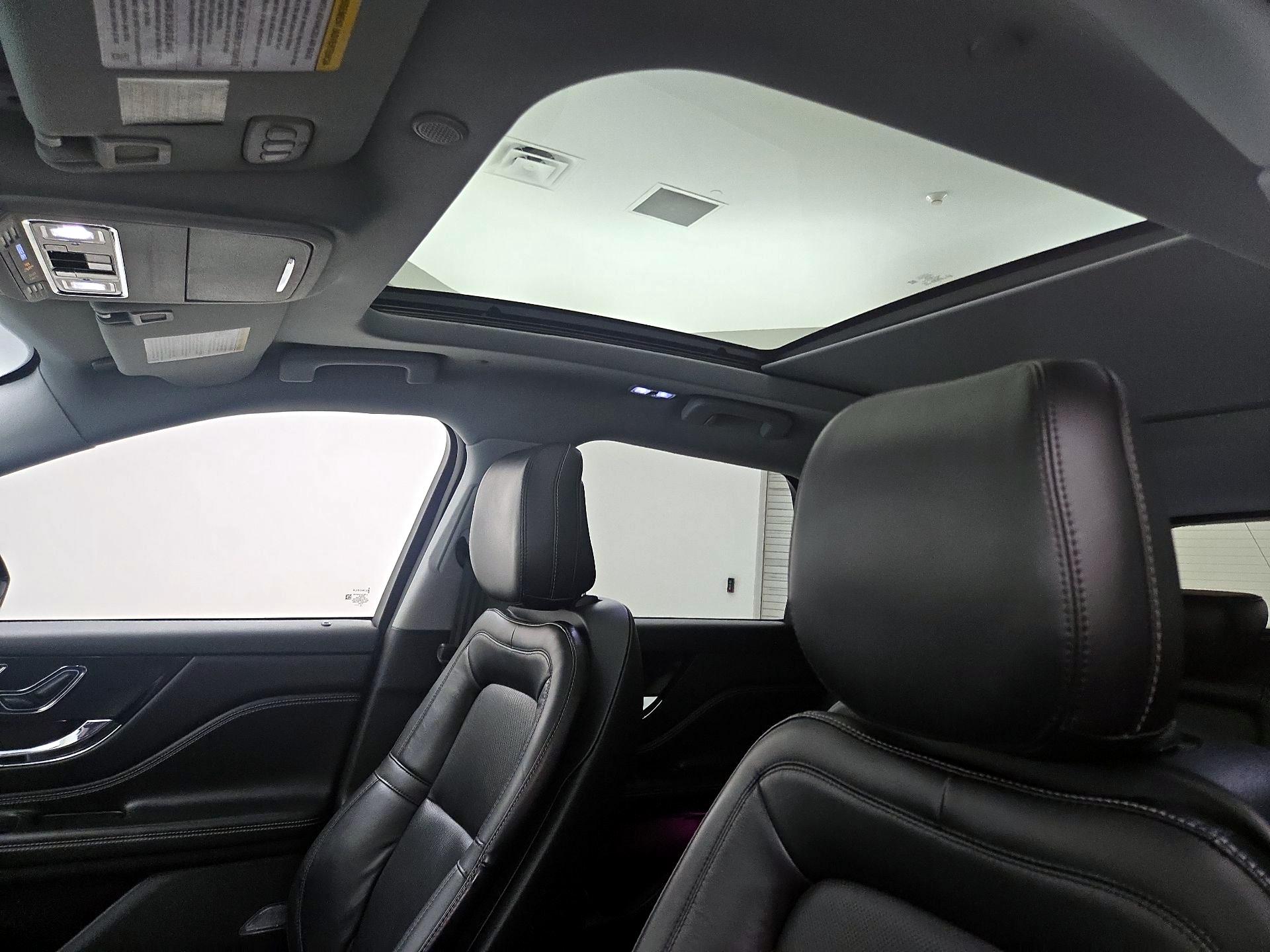 Thumbnail: 2020 Lincoln Corsair - 20