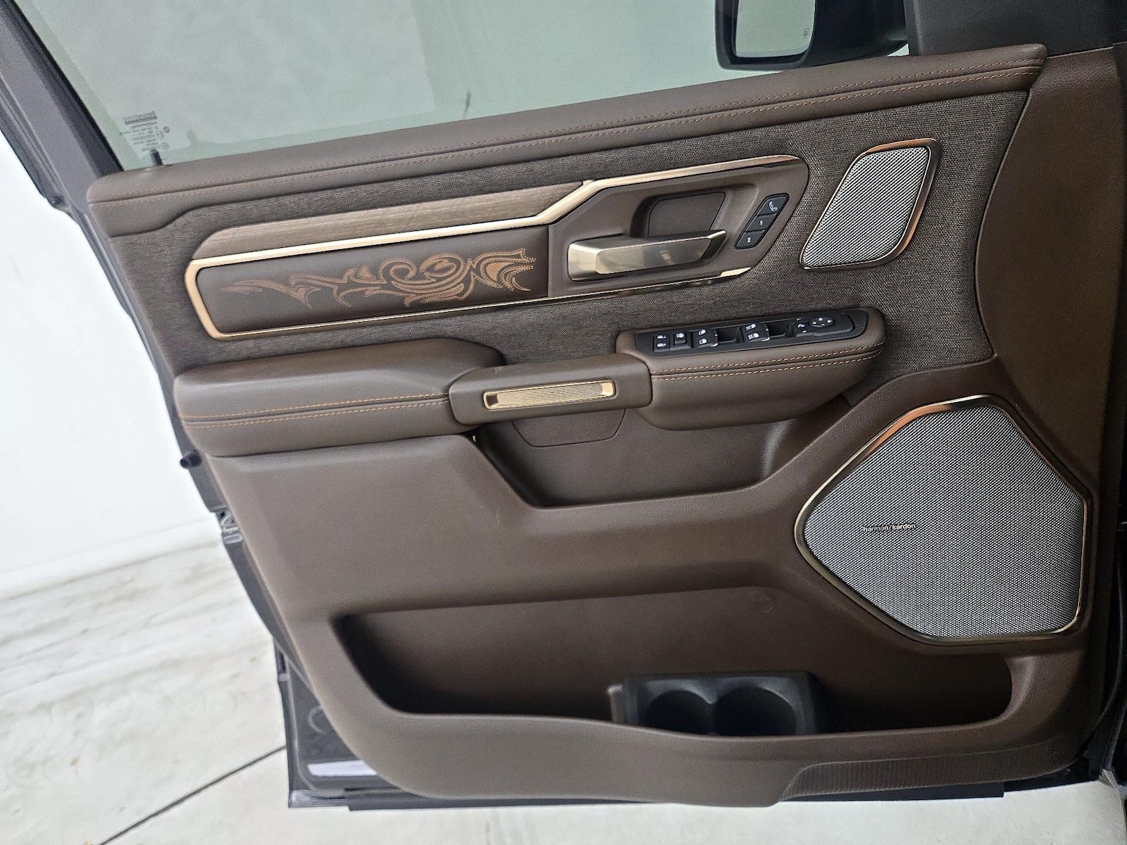 2025 RAM Ram 1500 Pickup Limited Longhorn - Photo 13
