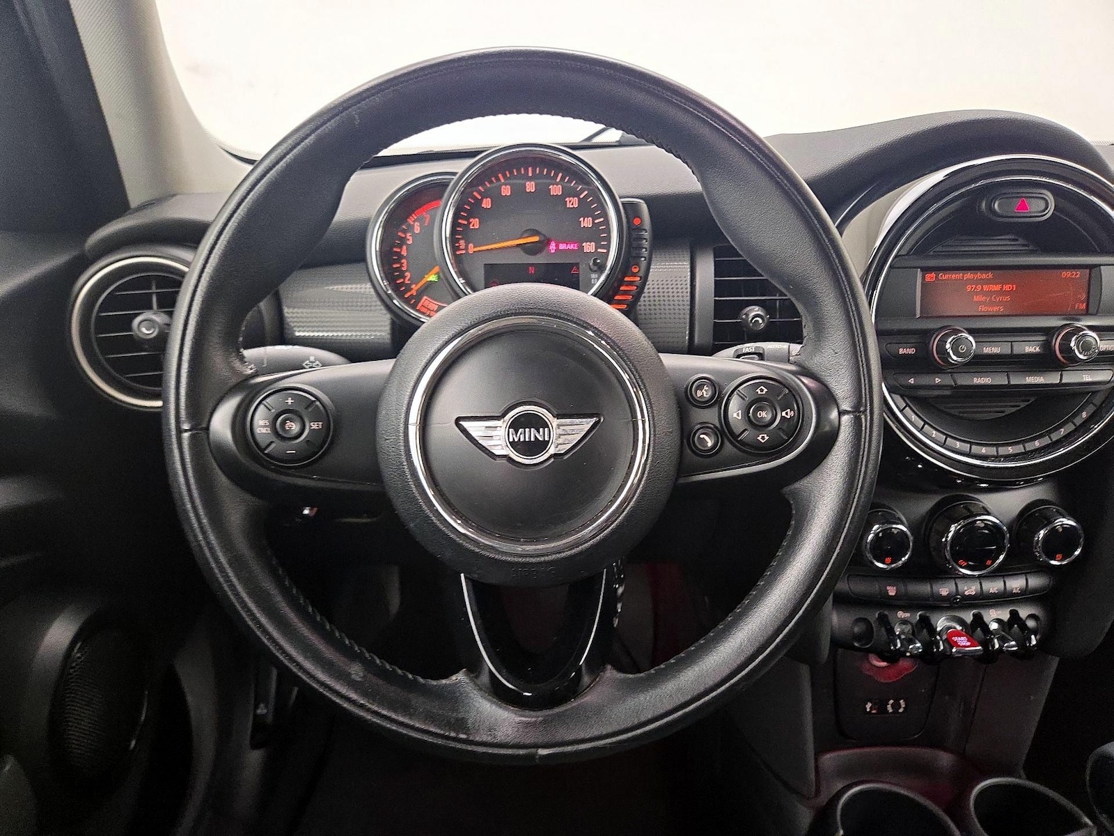 2016 MINI Cooper Base - Photo 11