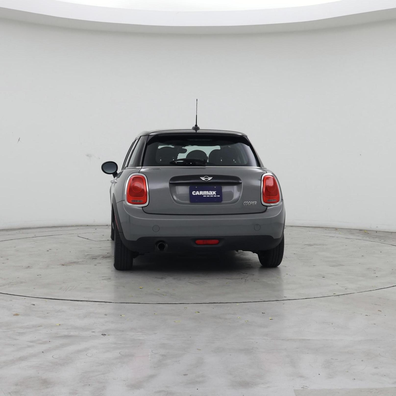 Thumbnail: 2016 MINI Cooper Hardtop - 6