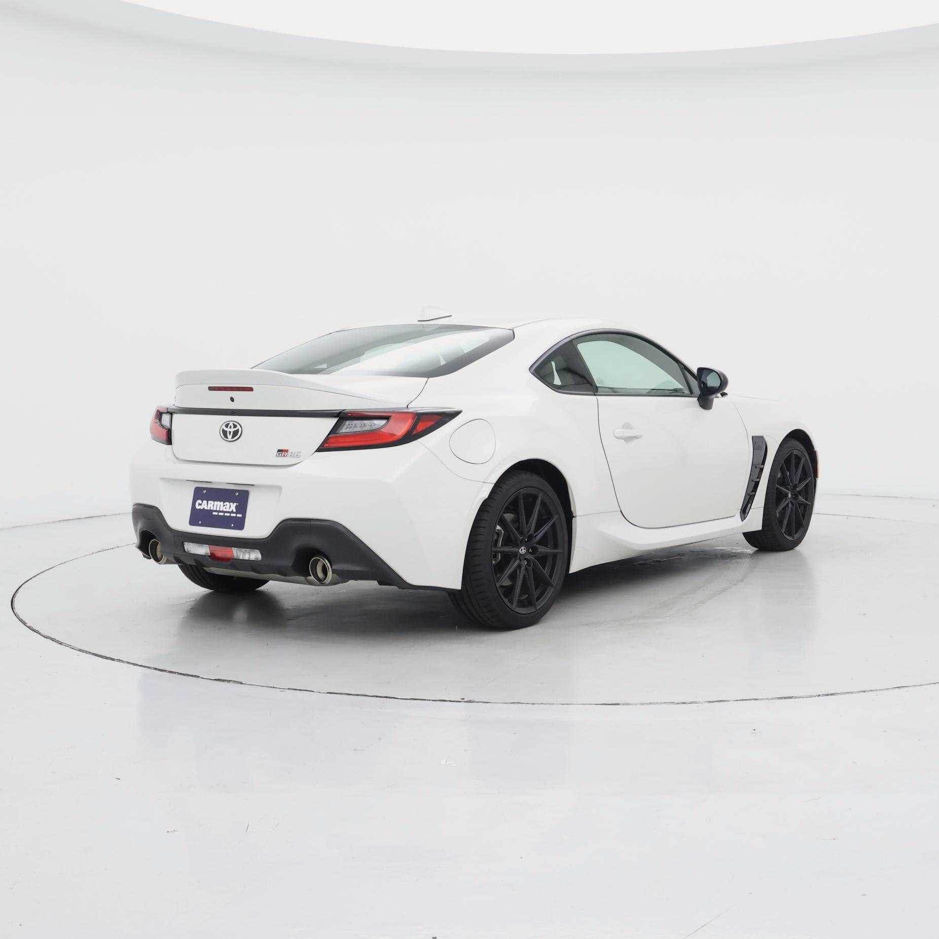 Thumbnail: 2023 Toyota GR86 - 8
