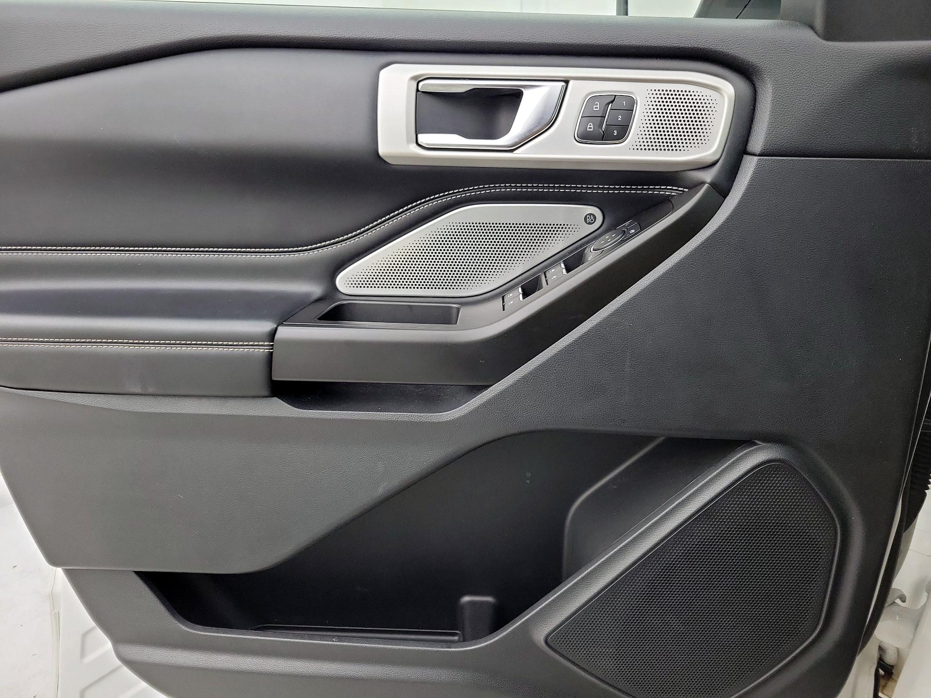 Thumbnail: 2020 Ford Explorer - 12