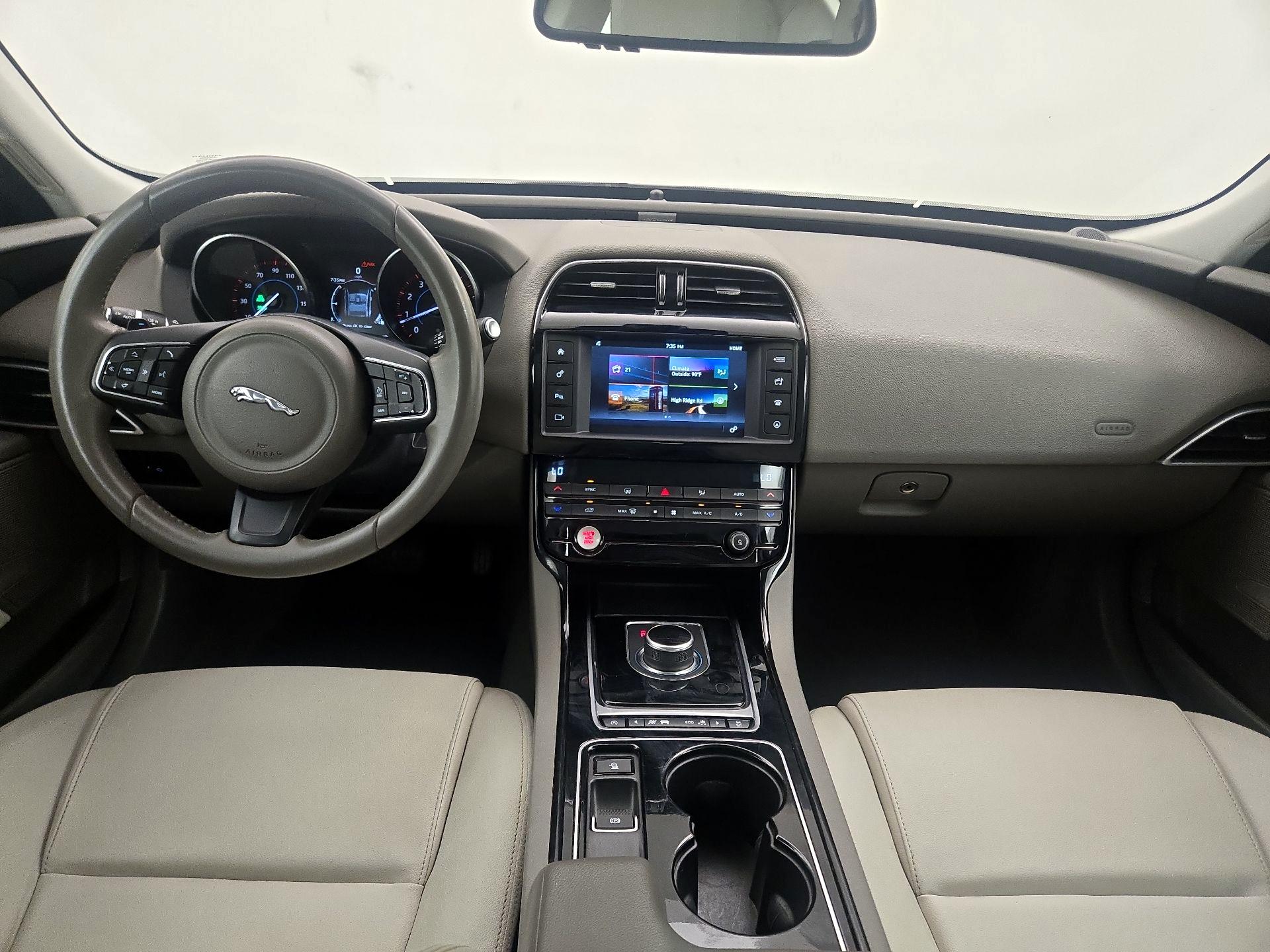 Thumbnail: 2017 Jaguar XE - 9