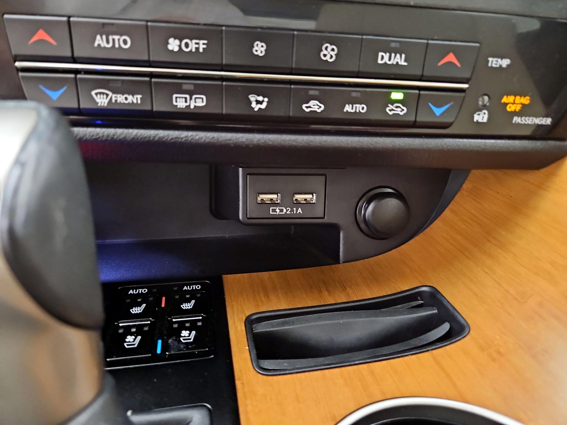 Thumbnail: 2022 Lexus RX - 19