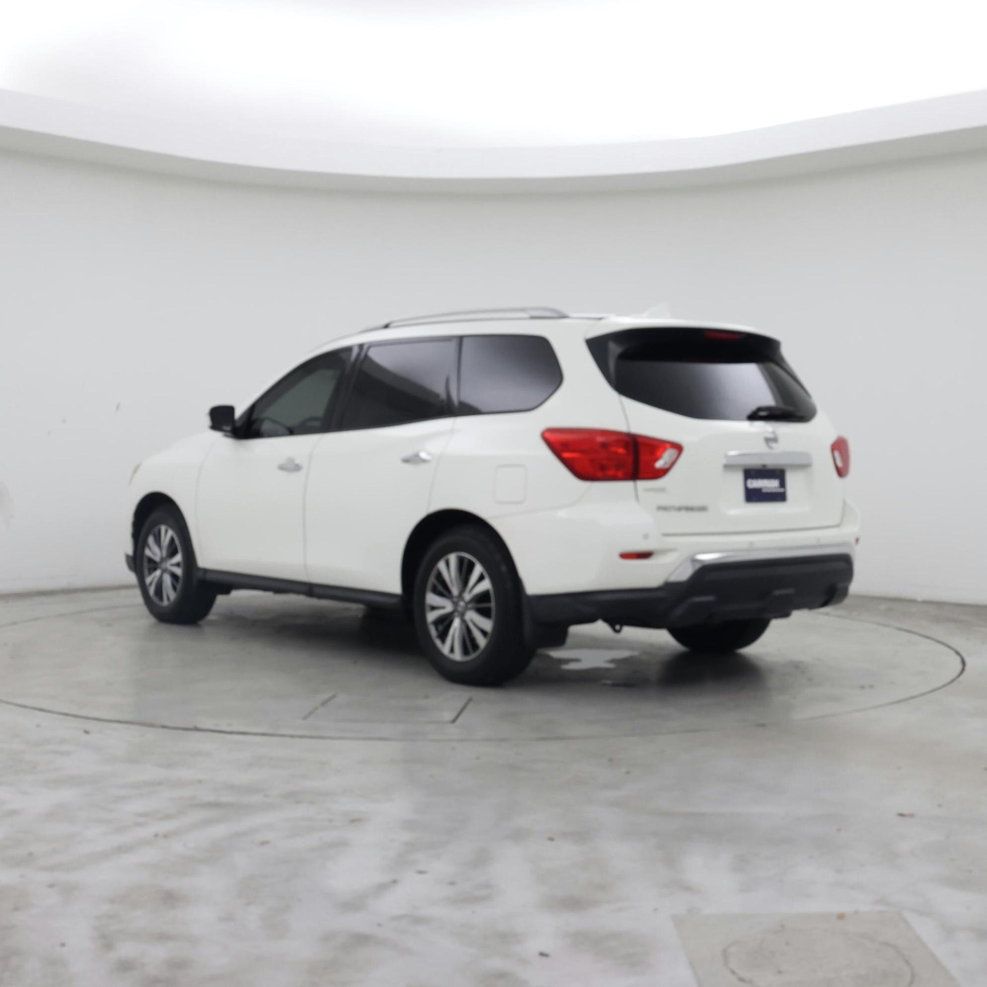 Thumbnail: 2020 Nissan Pathfinder - 2
