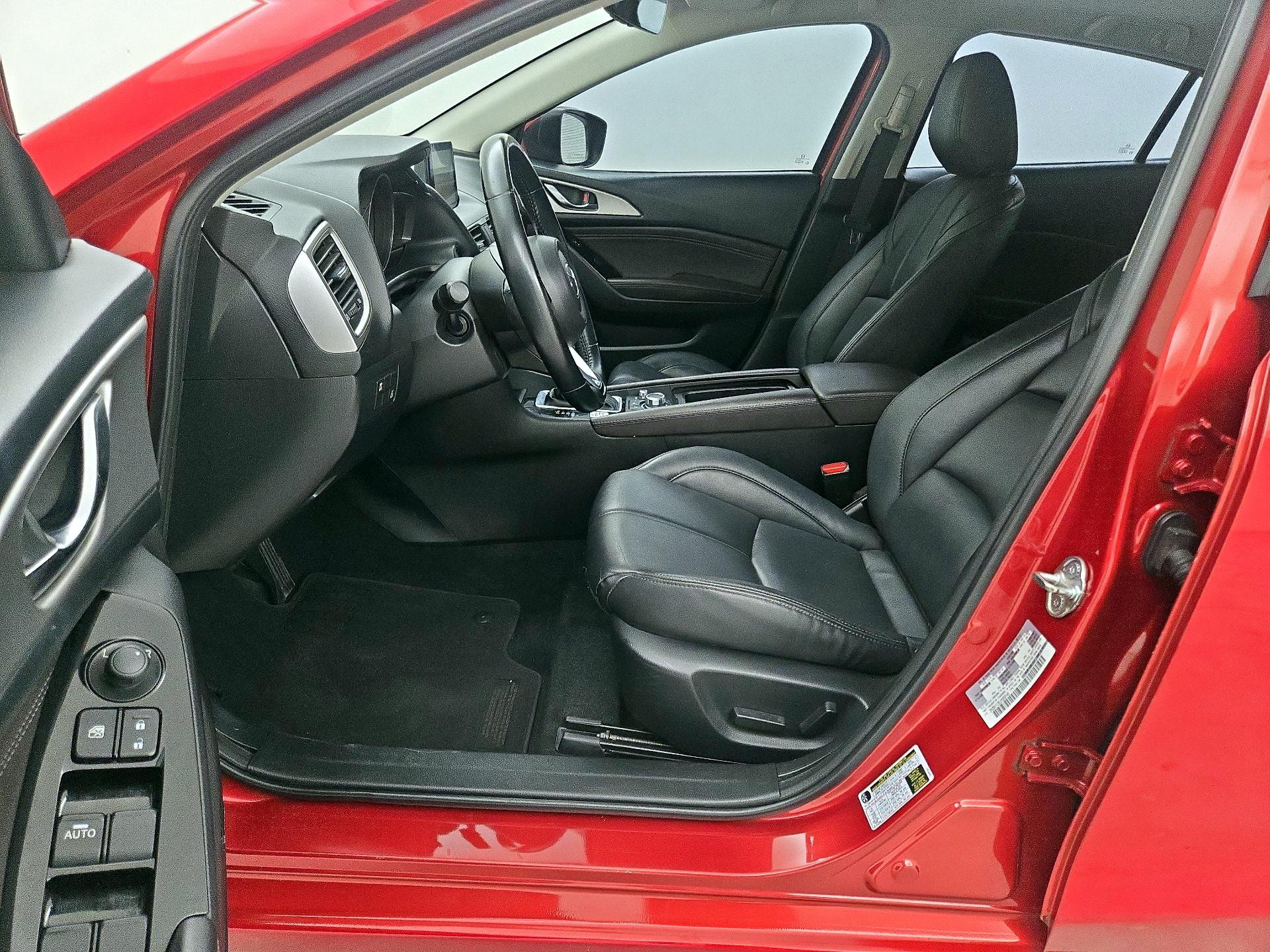 Thumbnail: 2018 Mazda Mazda3 - 11
