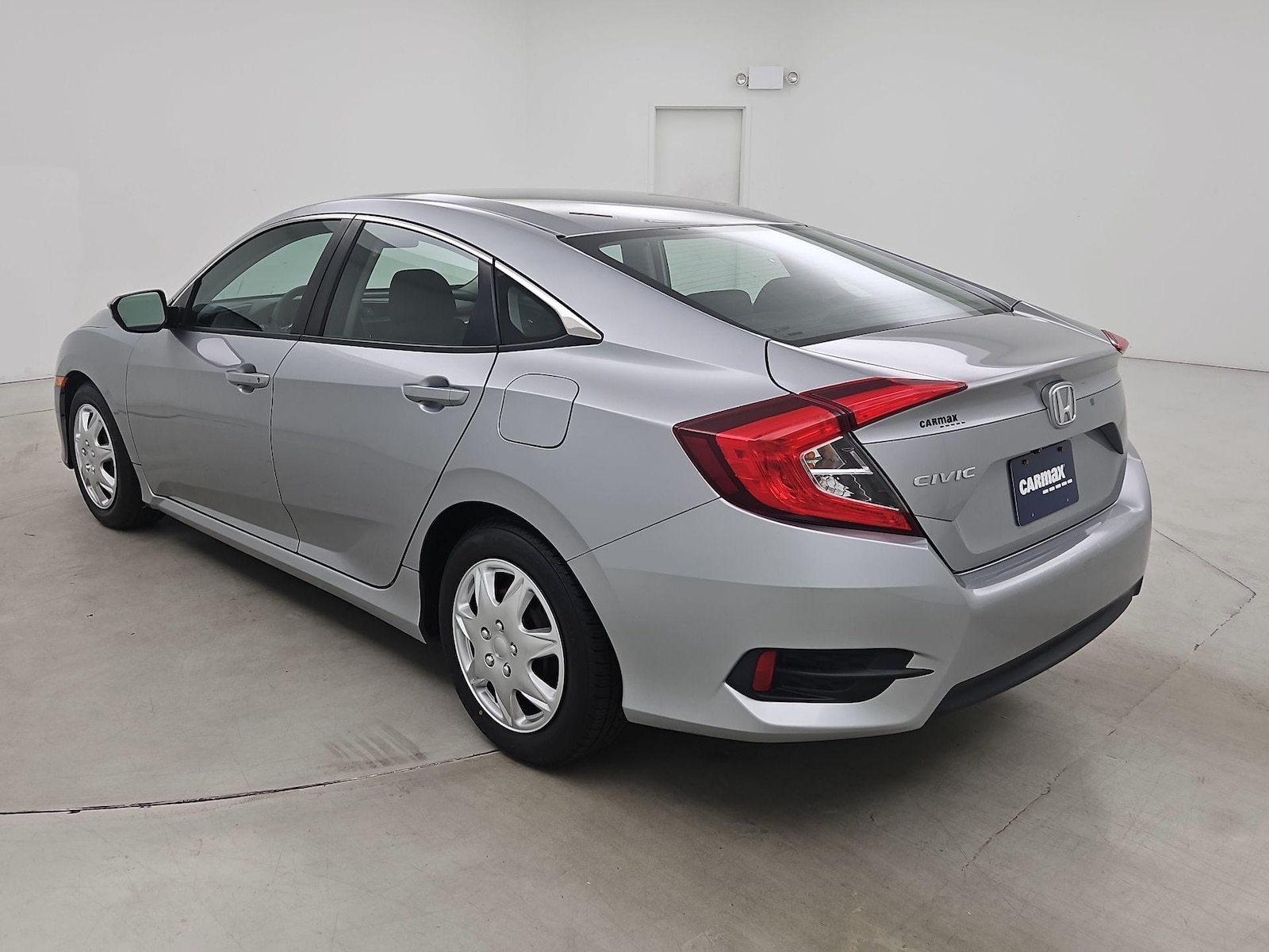 2017 Honda Civic LX - Photo 7