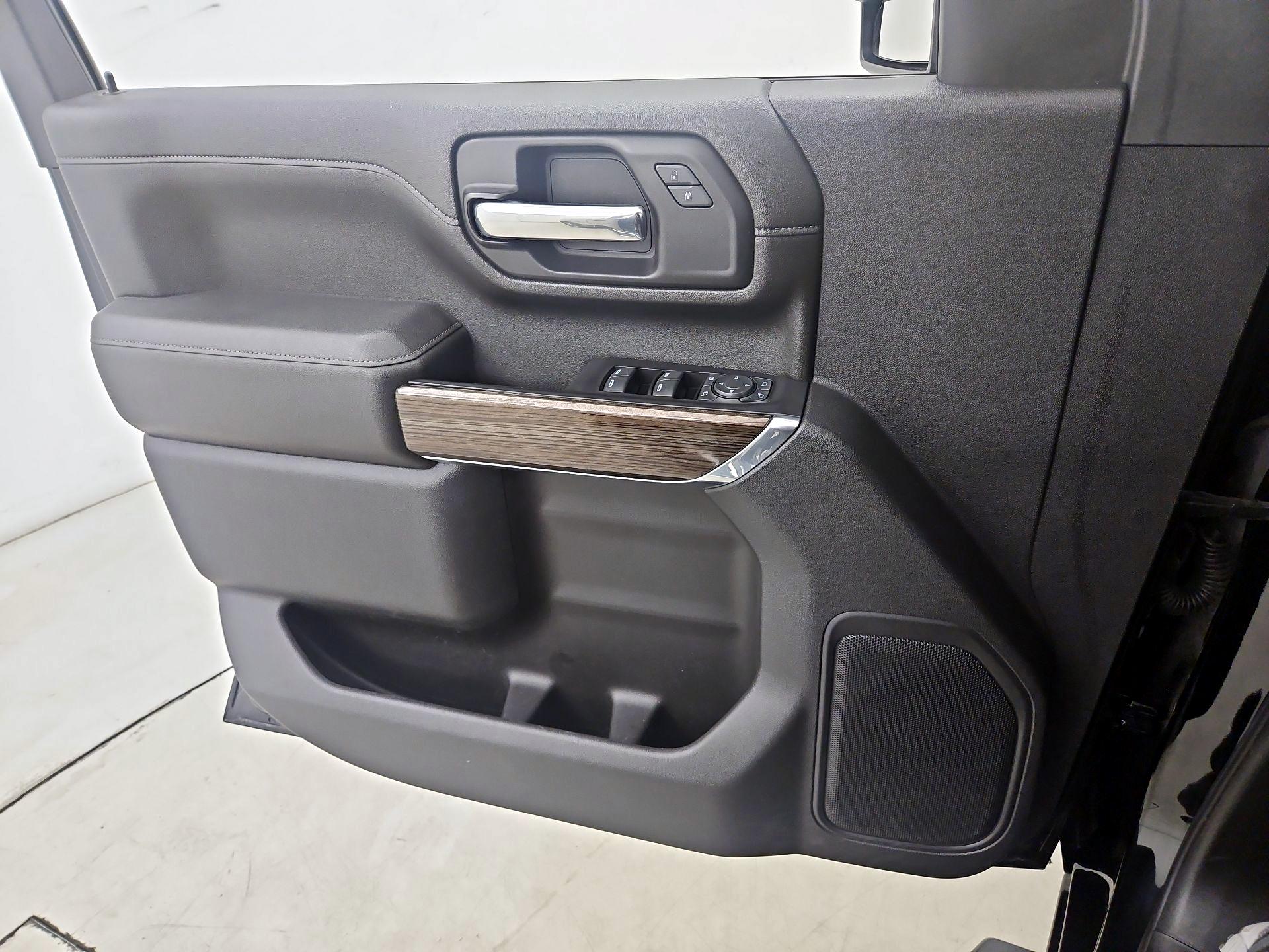 Thumbnail: 2022 Chevrolet Silverado 2500 - 12