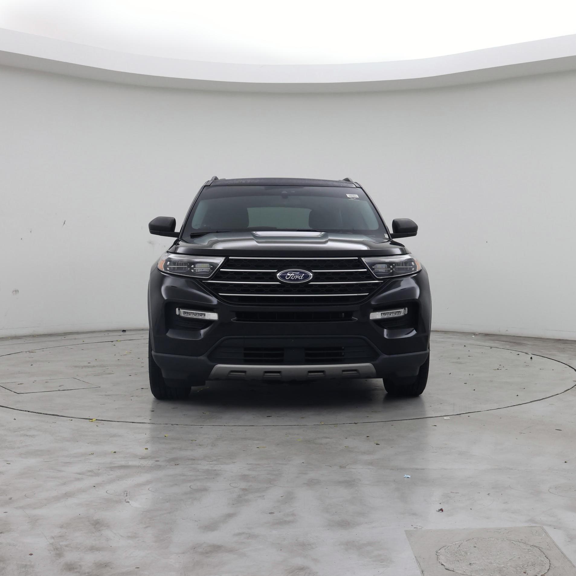 Thumbnail: 2022 Ford Explorer - 5