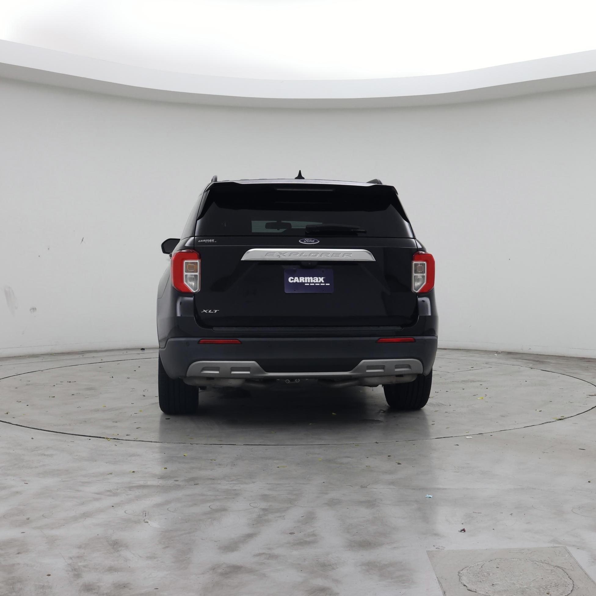 Thumbnail: 2022 Ford Explorer - 6