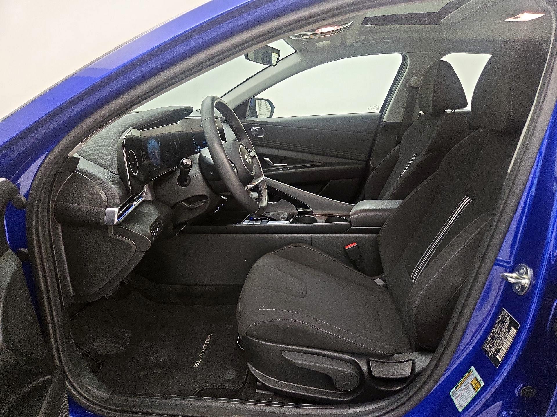 Thumbnail: 2024 Hyundai Elantra - 11